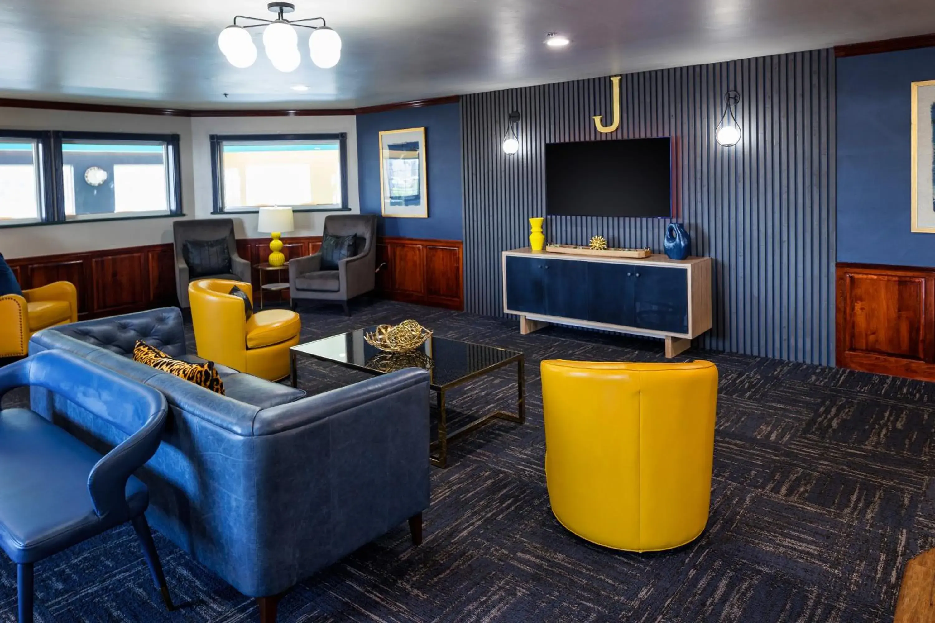 Lobby or reception in Hotel J Green Bay Lobby or reception in Hotel J Green Bay