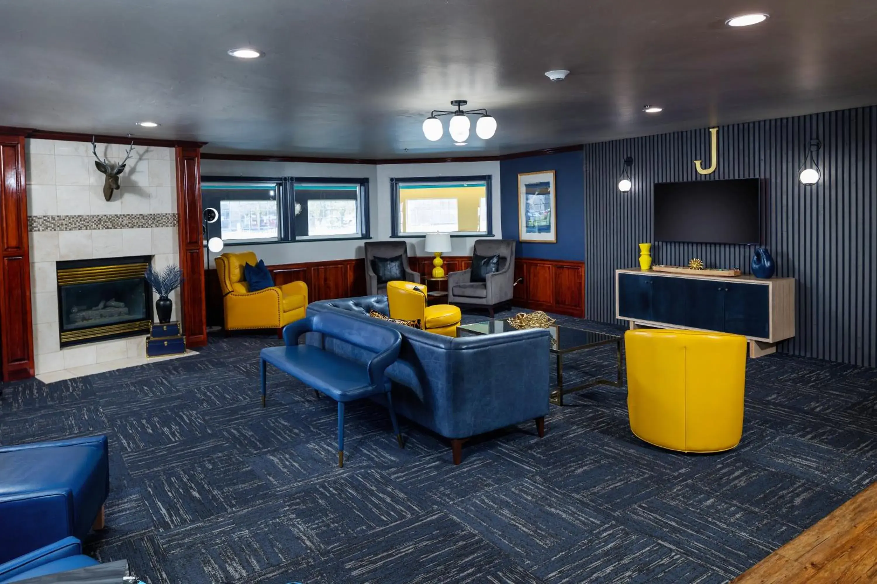 Lobby or reception in Hotel J Green Bay Lobby or reception in Hotel J Green Bay