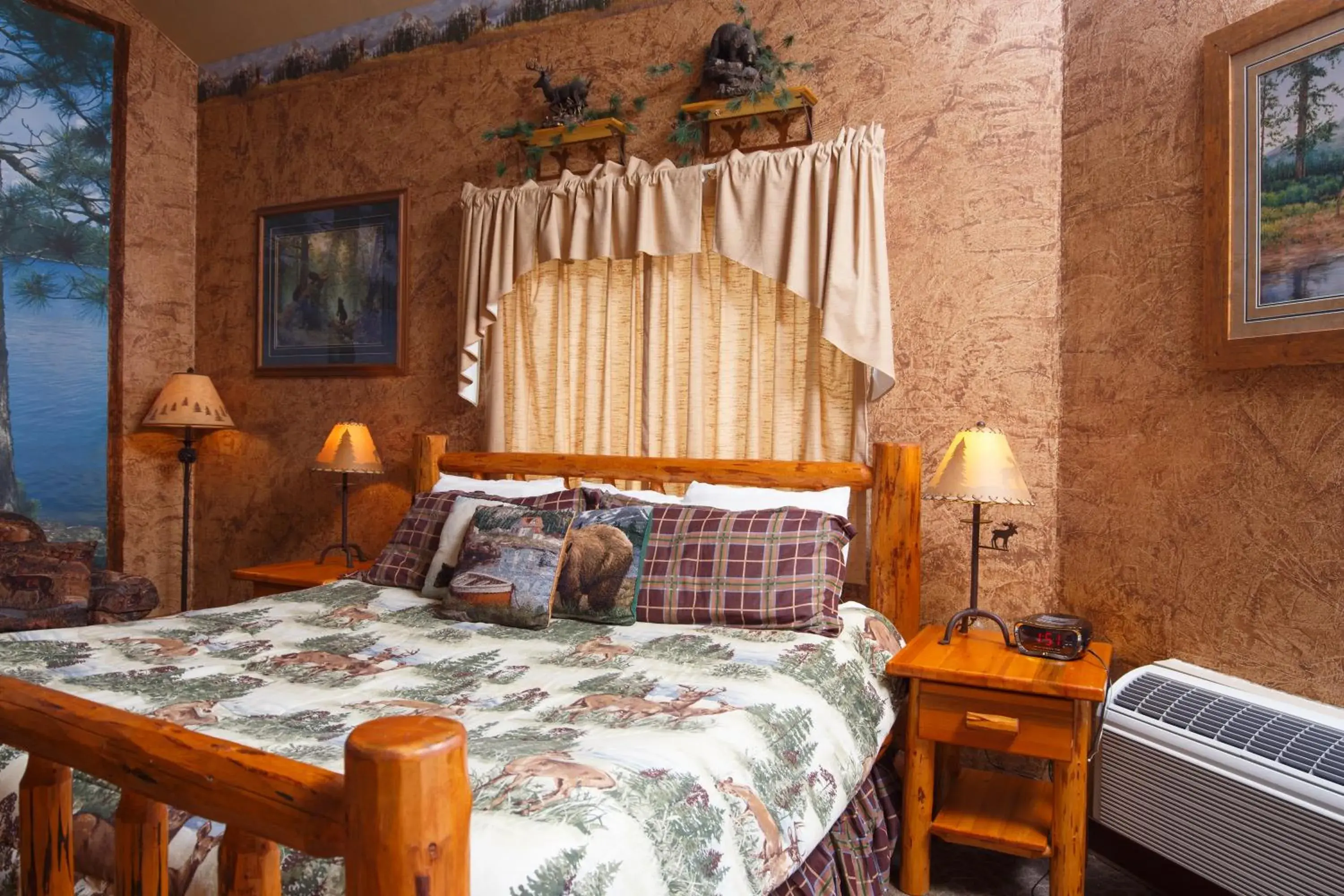 Bed in Hotel J Green Bay Bed in Hotel J Green Bay