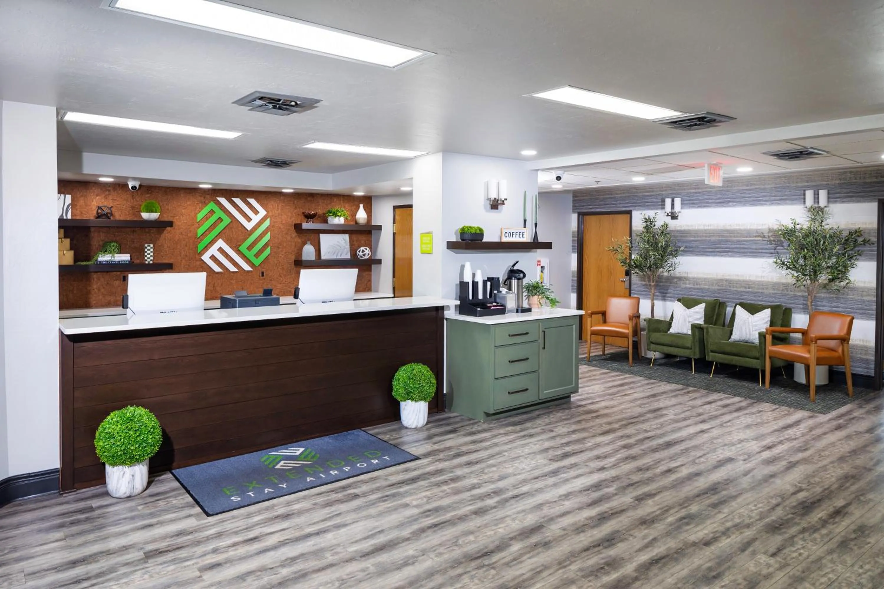 Lobby or reception in Extended Stay Airport