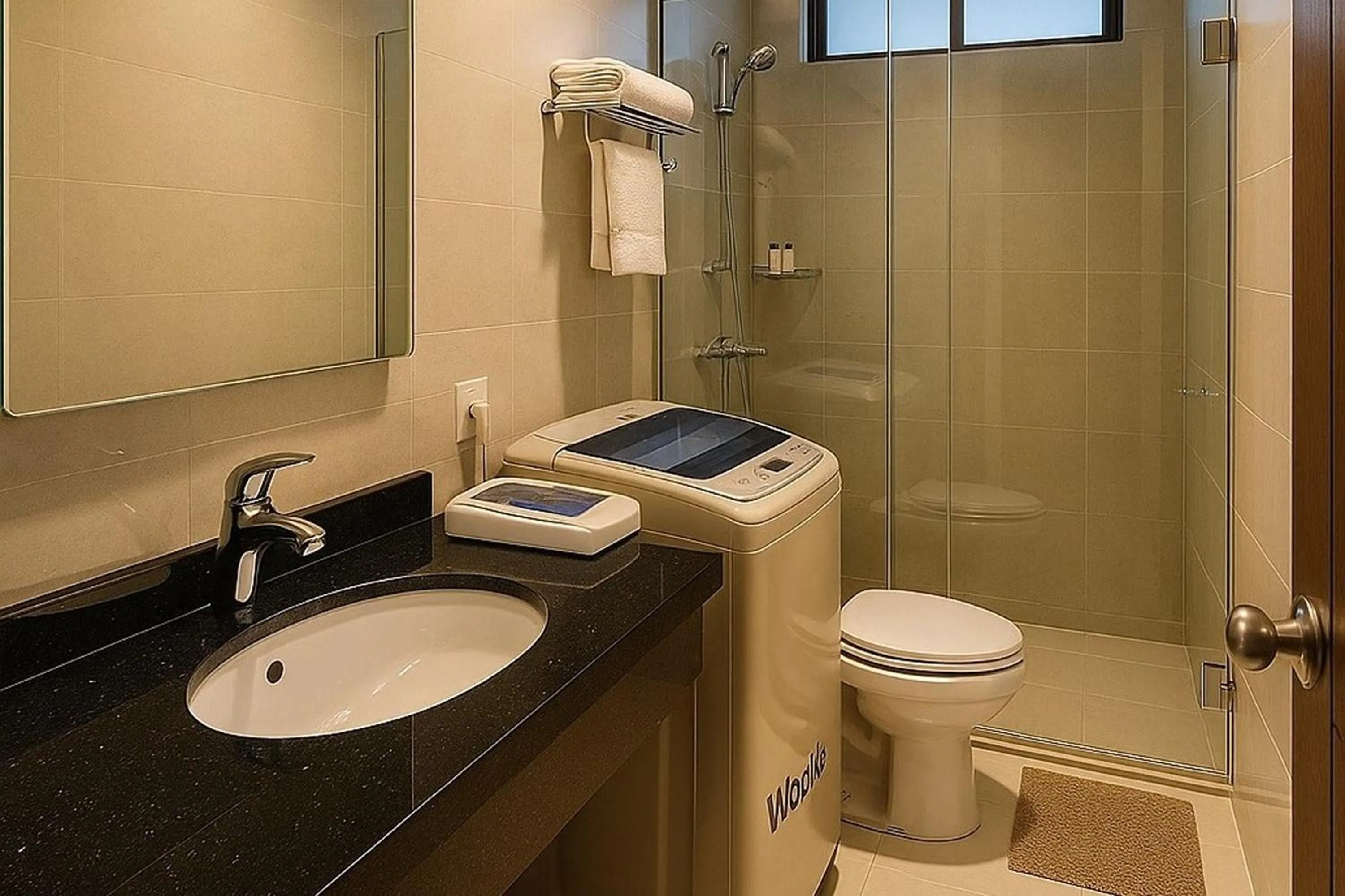 Shower in Cipto Apartment