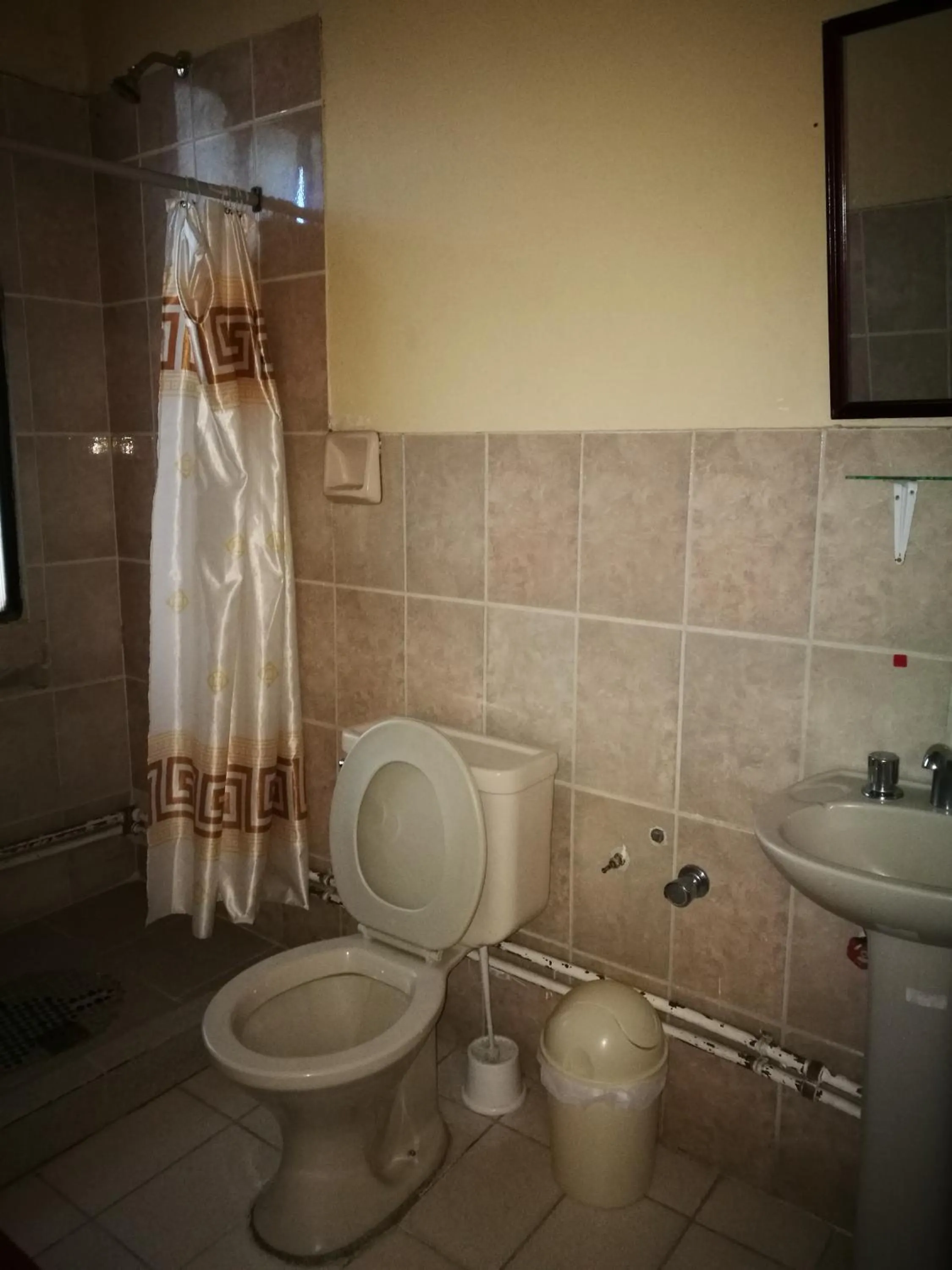 Bathroom in Julia Plaza Hotel