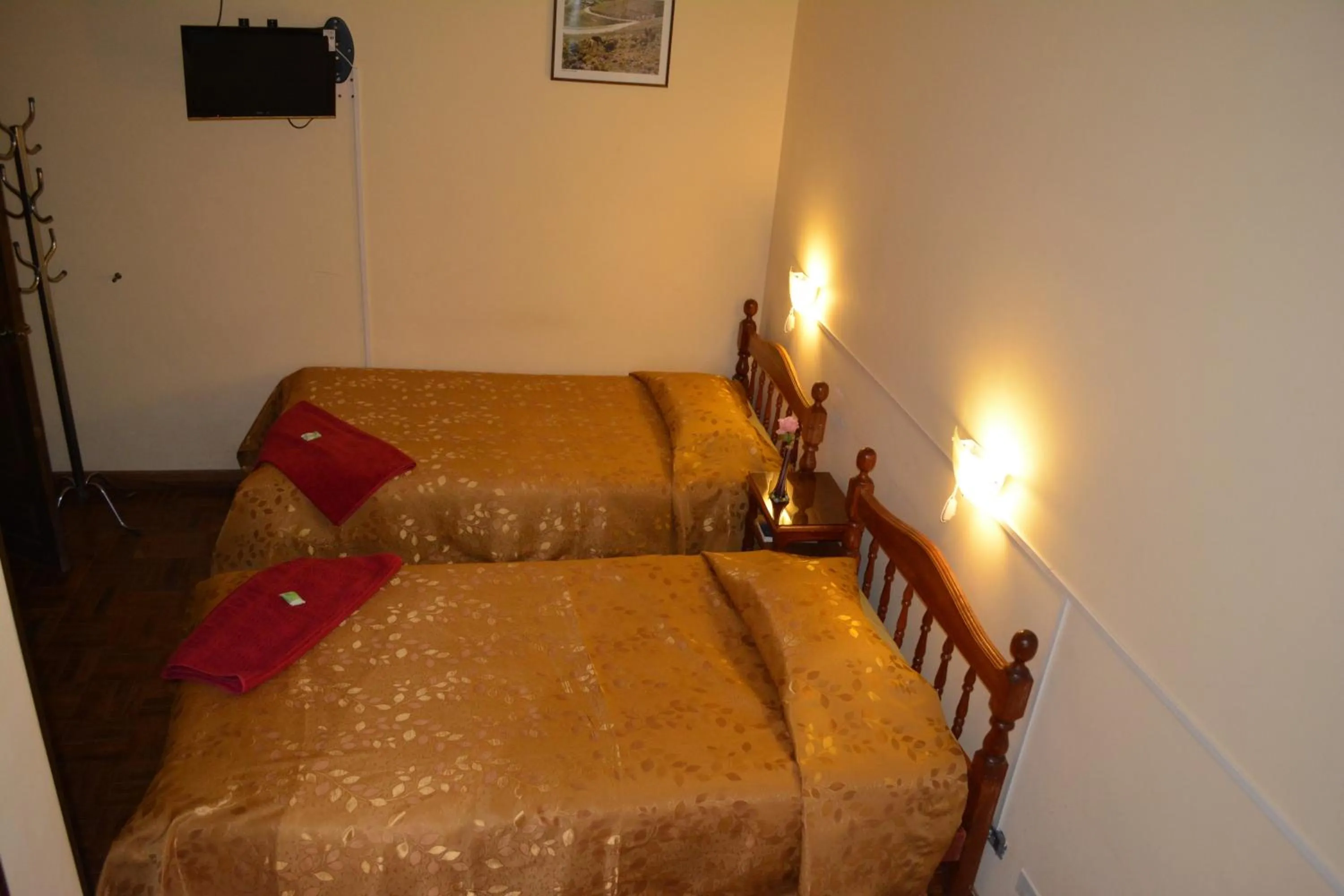 Bed in Julia Plaza Hotel