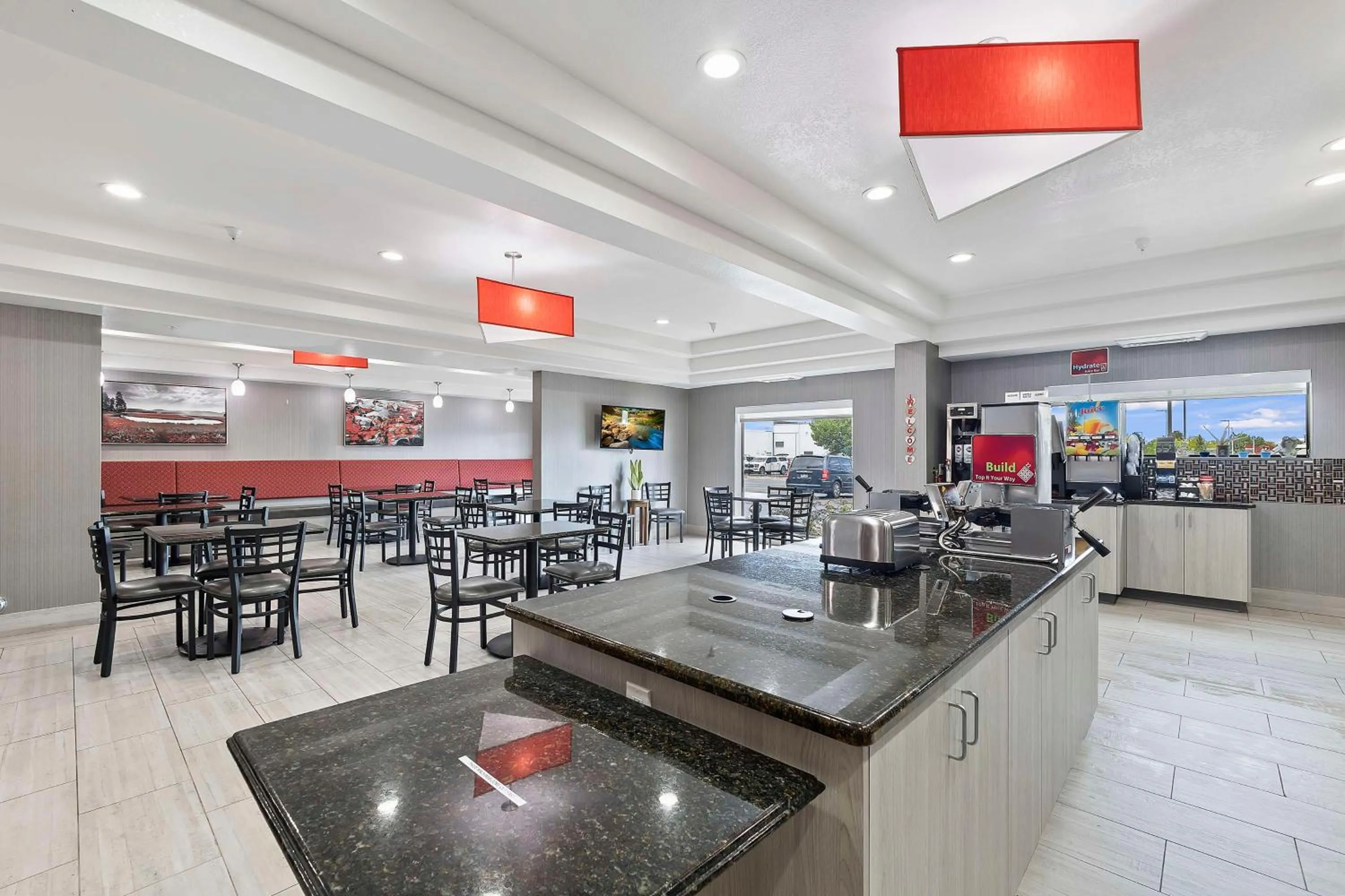 Breakfast in Best Western Plus Twin Falls Hotel