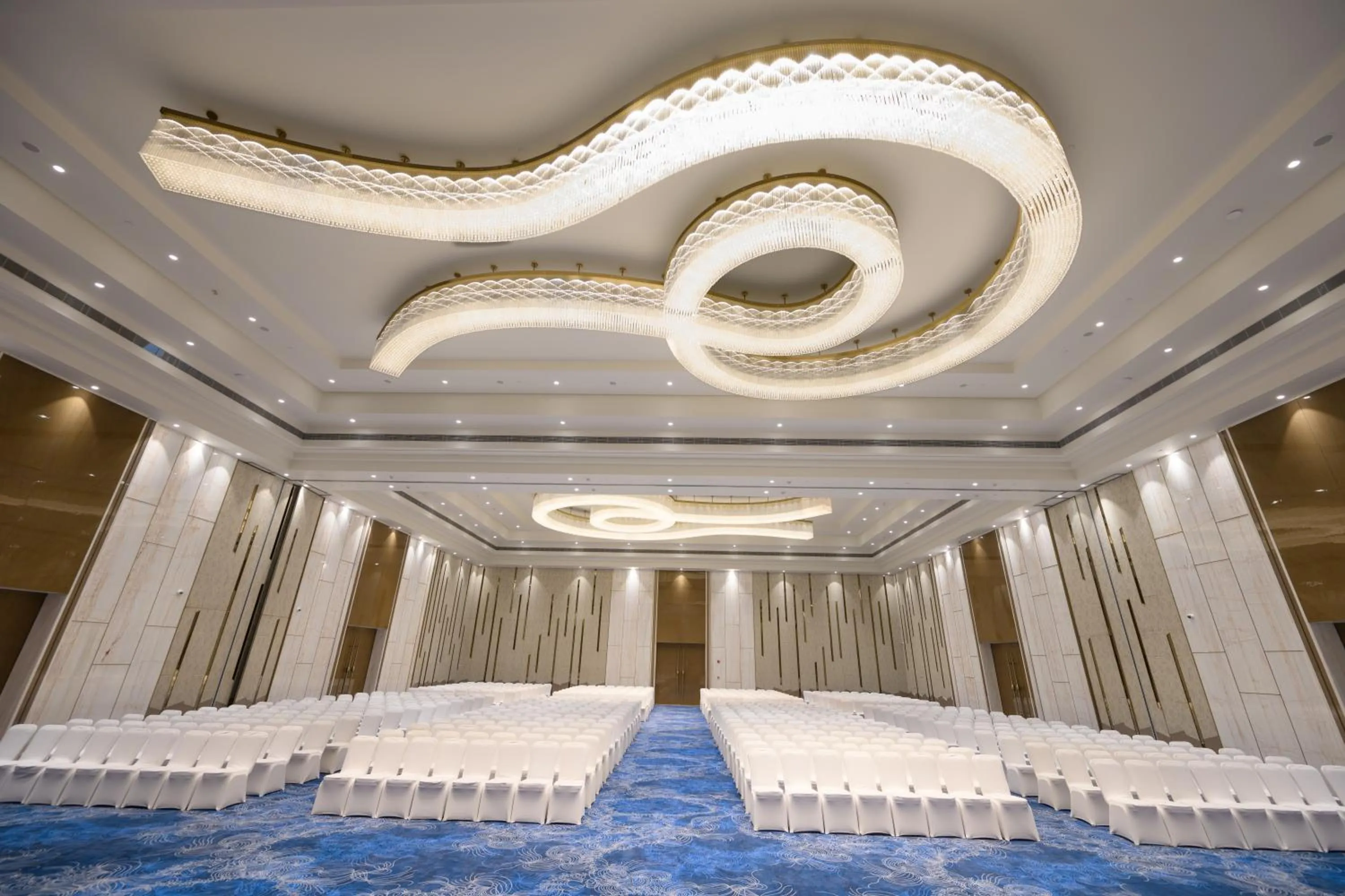 Banquet/Function facilities, Bed in Merlis Hotel Coimbatore