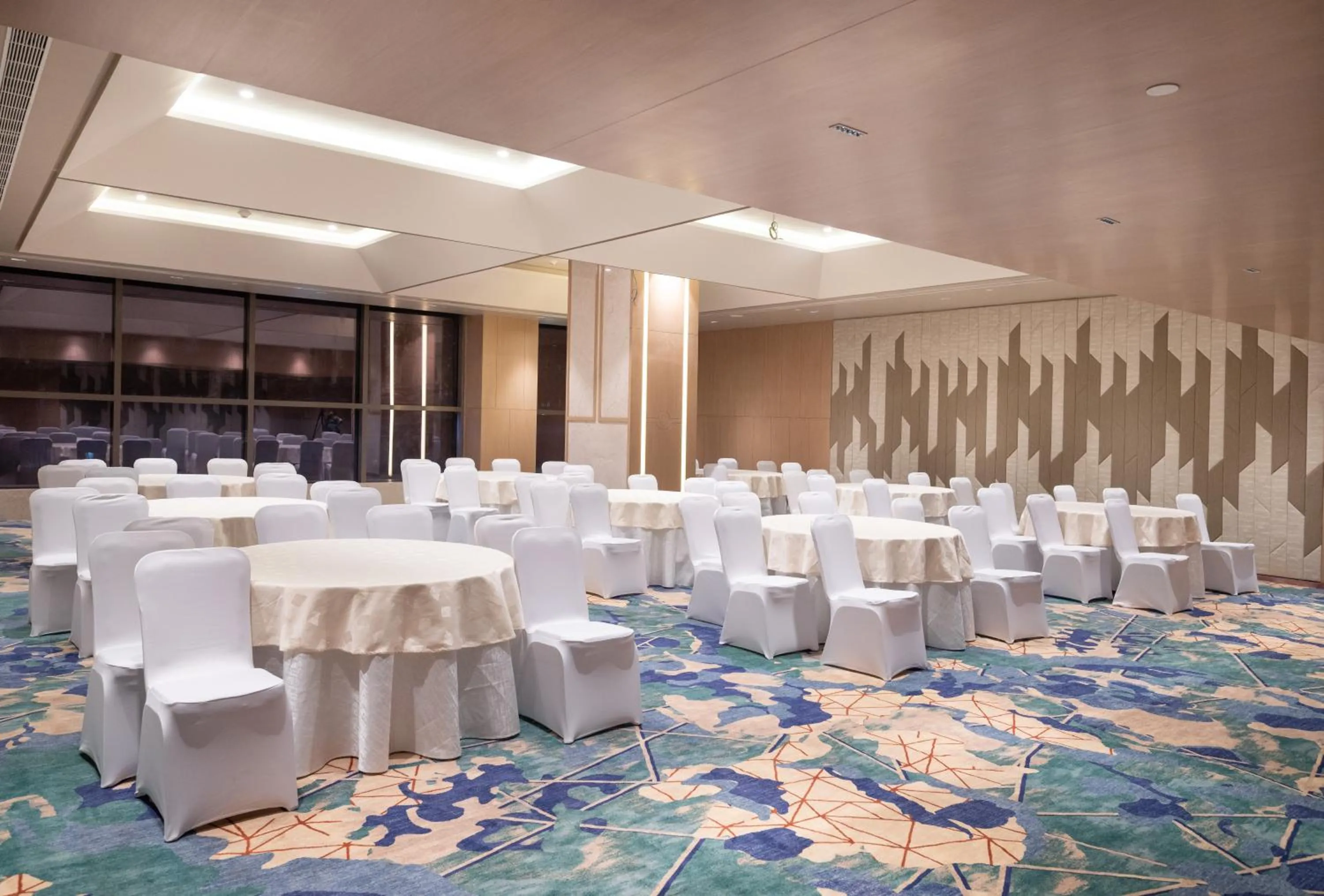 Banquet/Function facilities in Merlis Hotel Coimbatore