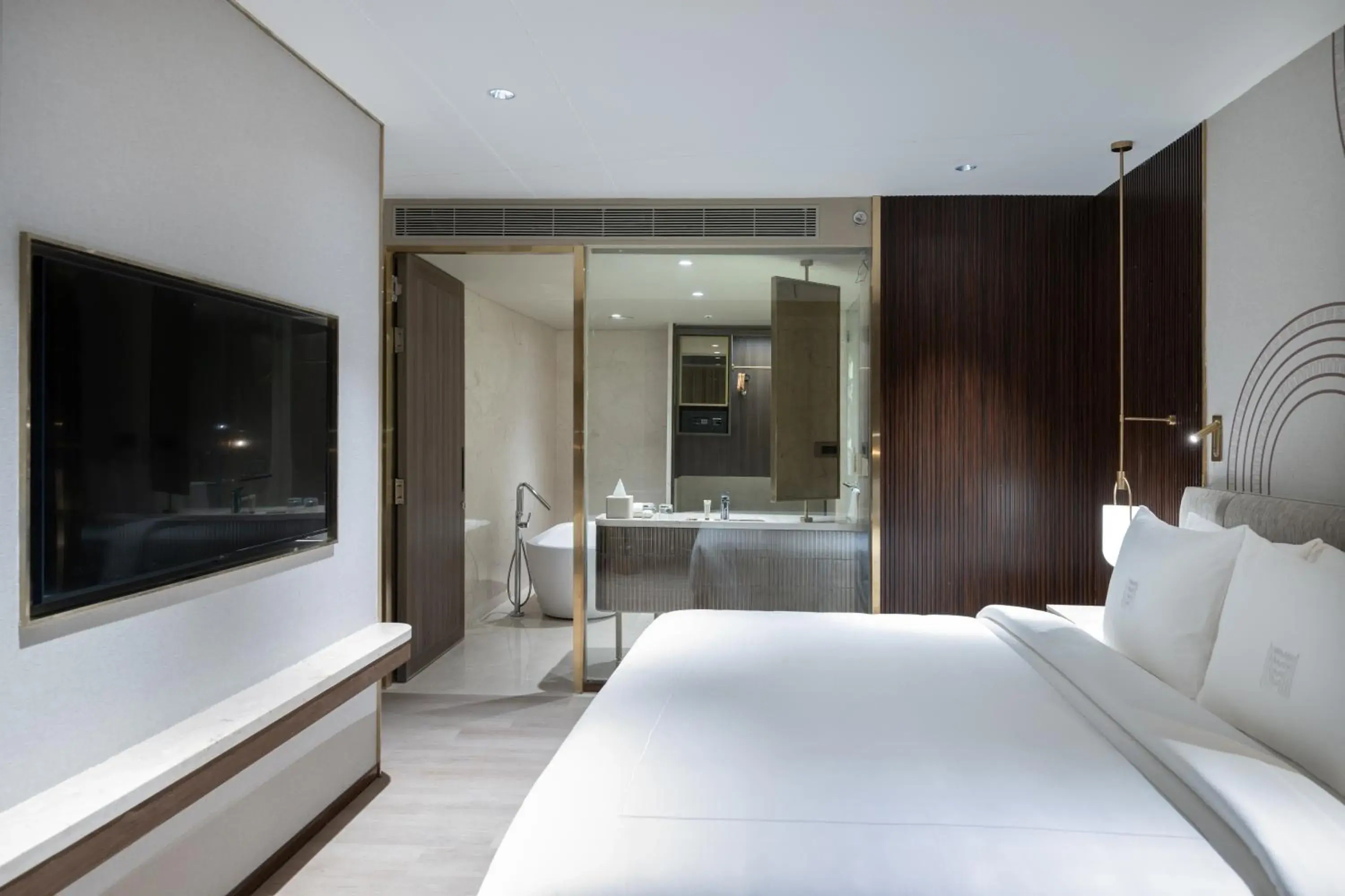 Luxury Suites in Merlis Hotel Coimbatore Luxury Suites in Merlis Hotel Coimbatore