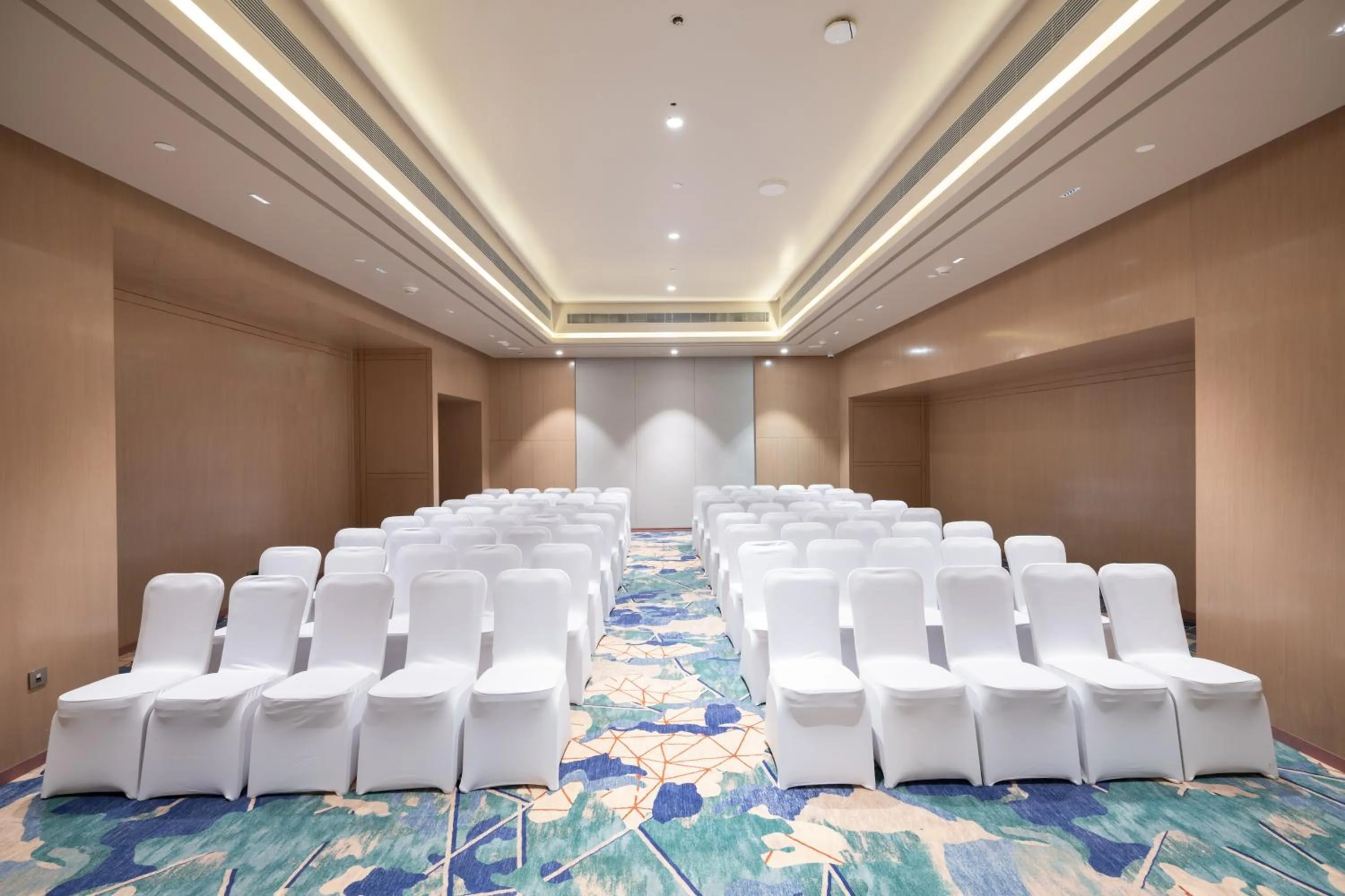 Banquet/Function facilities in Merlis Hotel Coimbatore