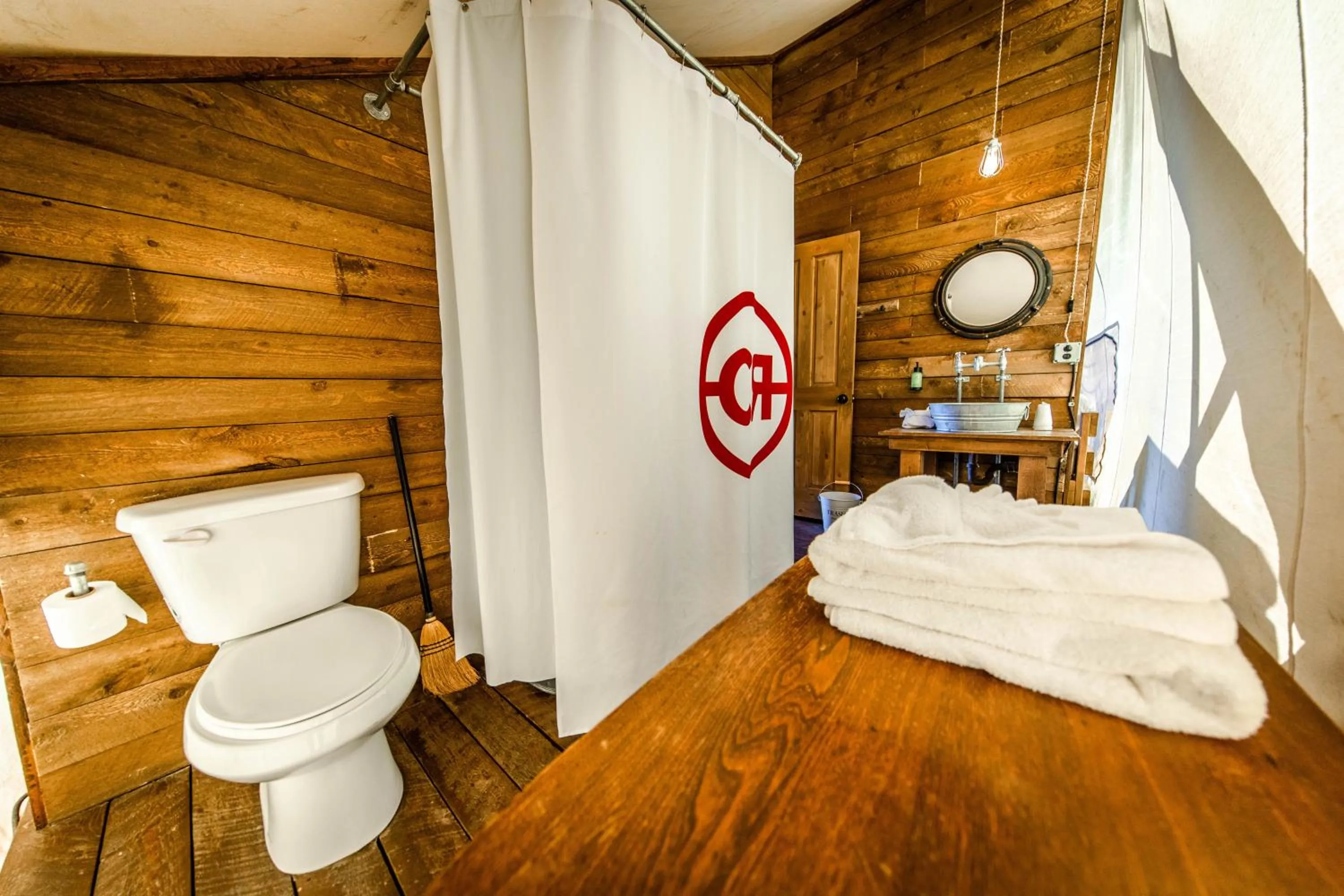 Conestoga Ranch Glamping Resort