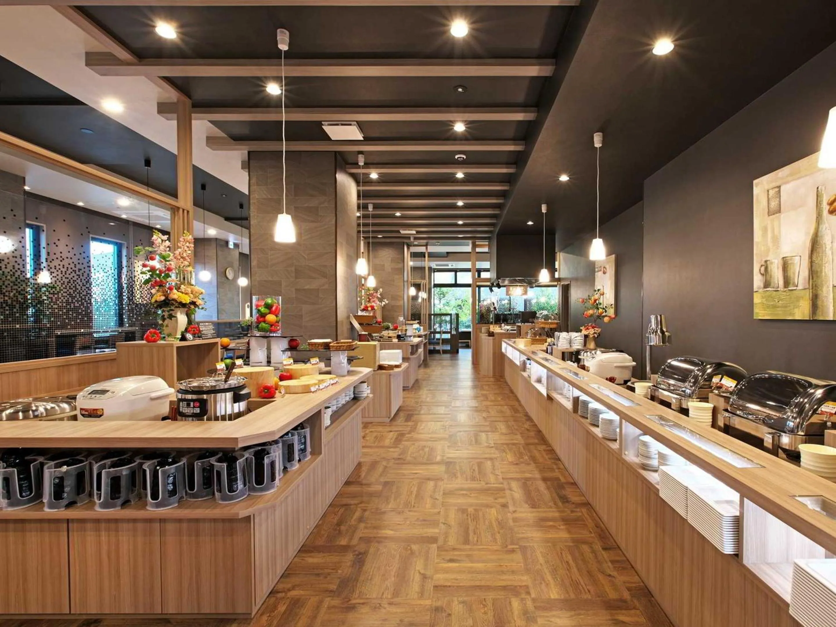 Restaurant/places to eat in Hotel Route Inn Grand Misawa-EAST COURT