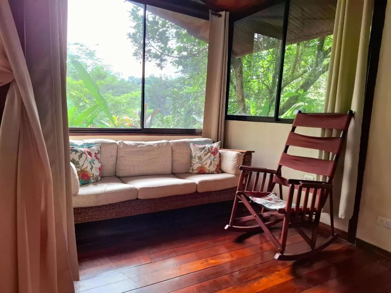 Bedroom in Eden Atenas Costa Rica