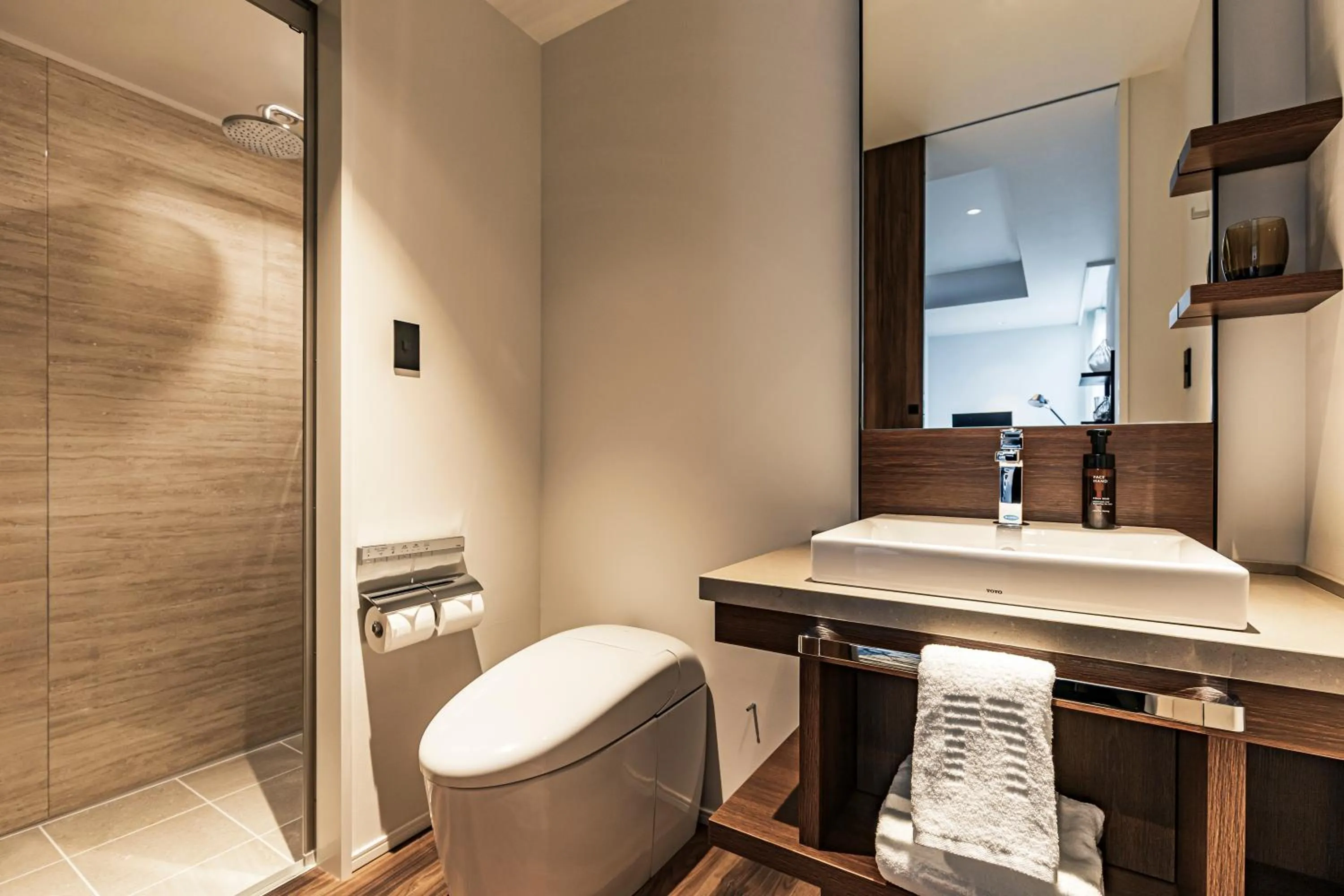 Shower in The Gate Hotel Sapporo by Hulic