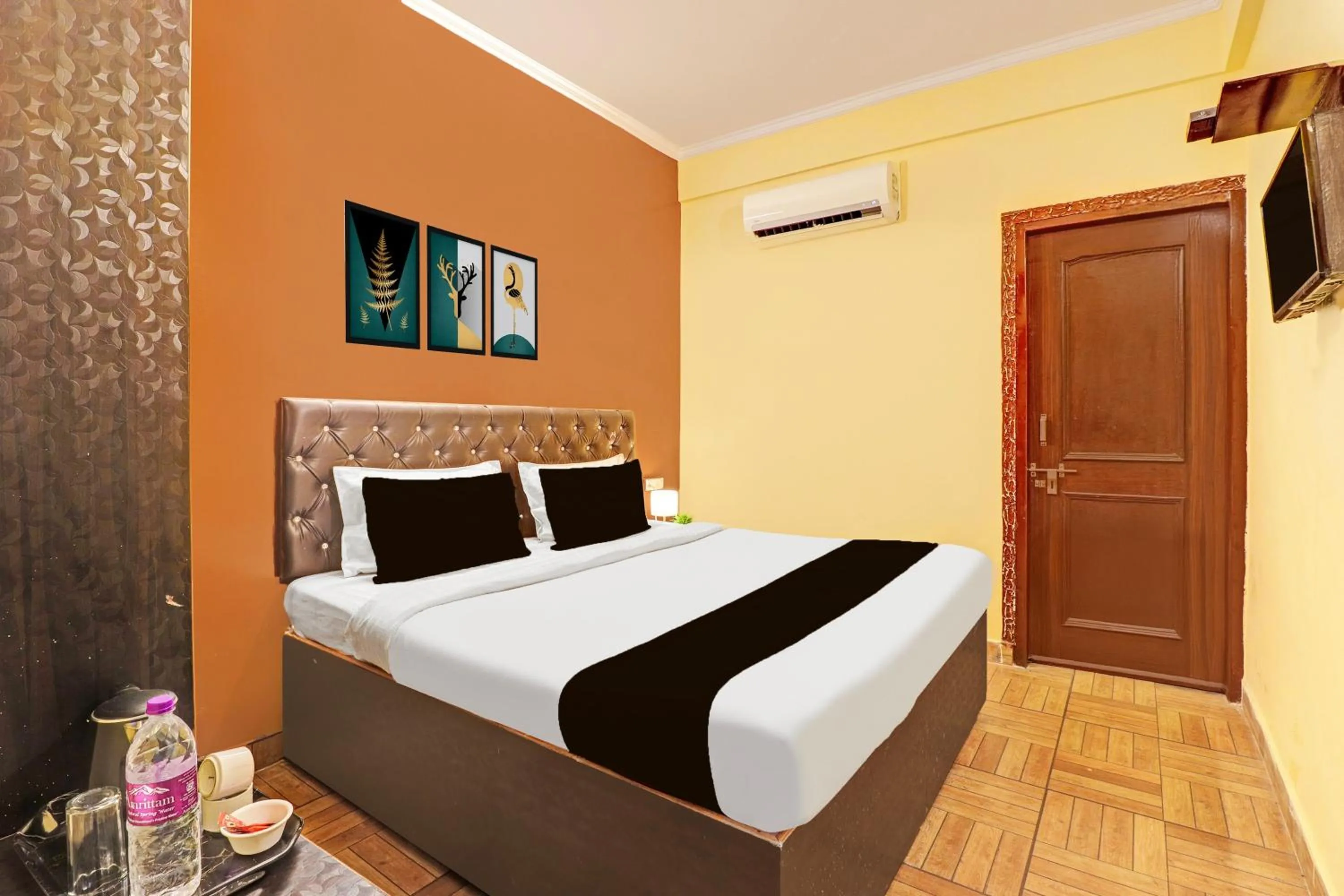 Hotel O Vidhan Sabha Chowk Formerly Sunshine Guest House