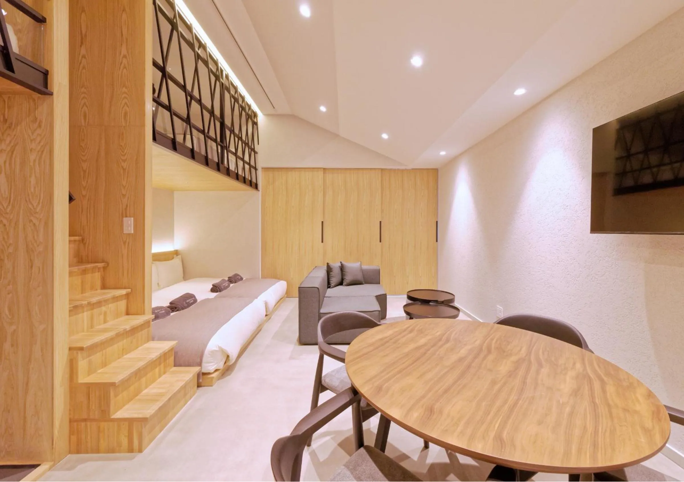 Sakura Cross Inn & Sauna Ishigaki