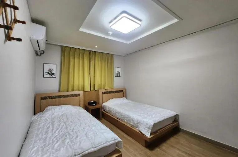 Twin Room in Jeju BnB Hotel Twin Room in Jeju BnB Hotel