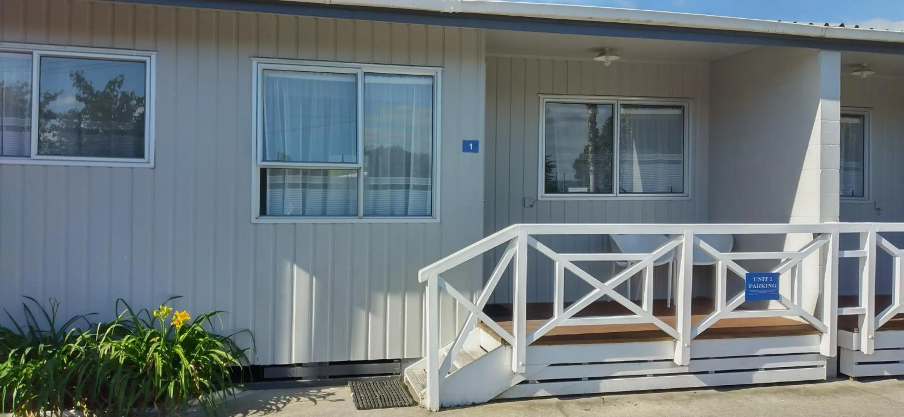 Property building in Cosy Cottage Thermal Holiday Park