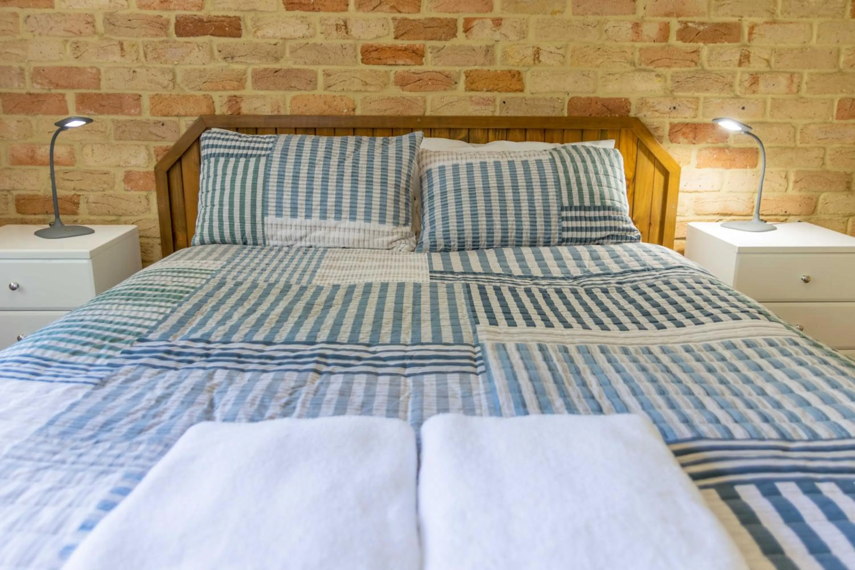 Bed in Spring Bay Villas, Denmark, WA