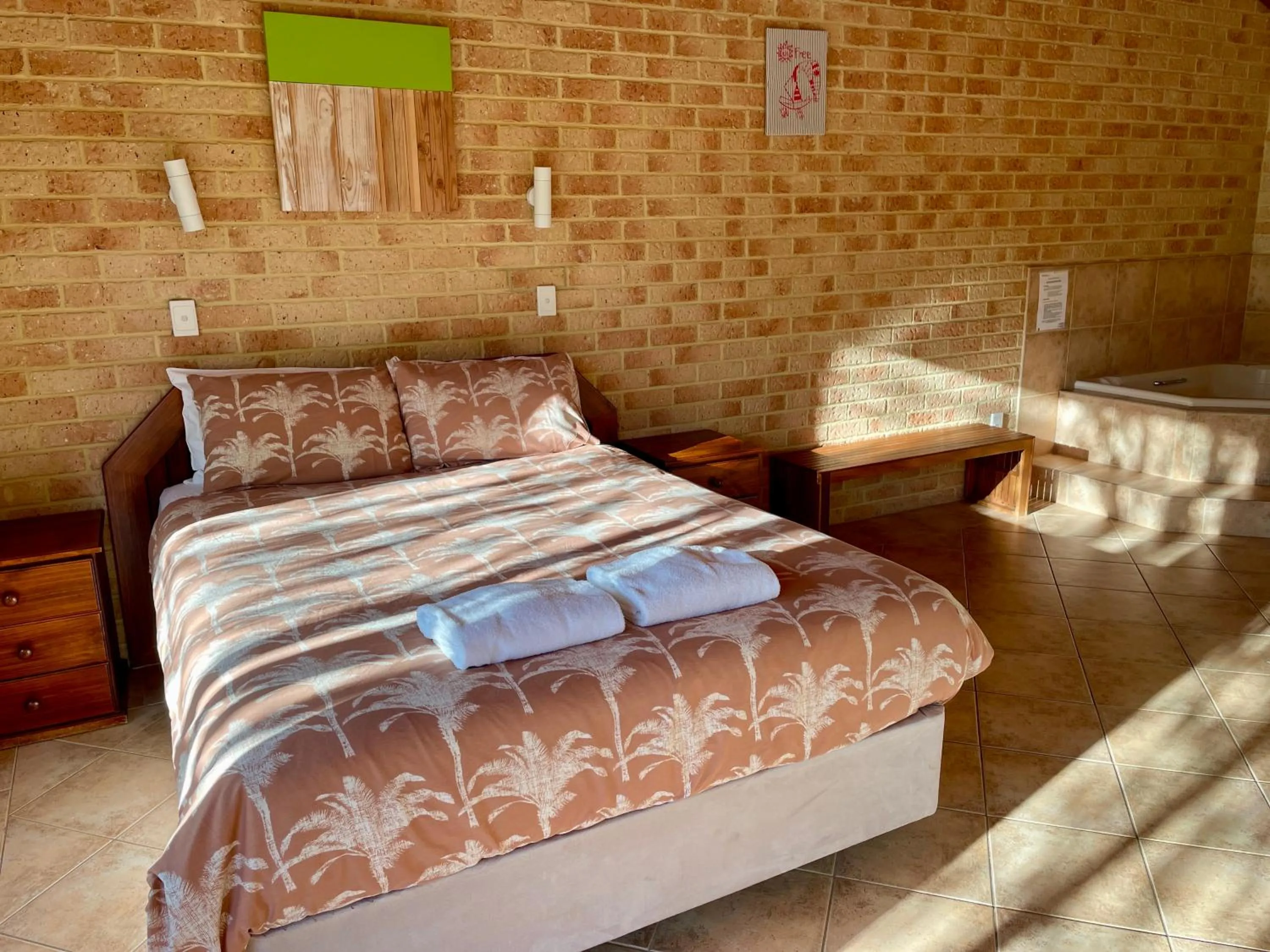 Bed in Spring Bay Villas, Denmark, WA