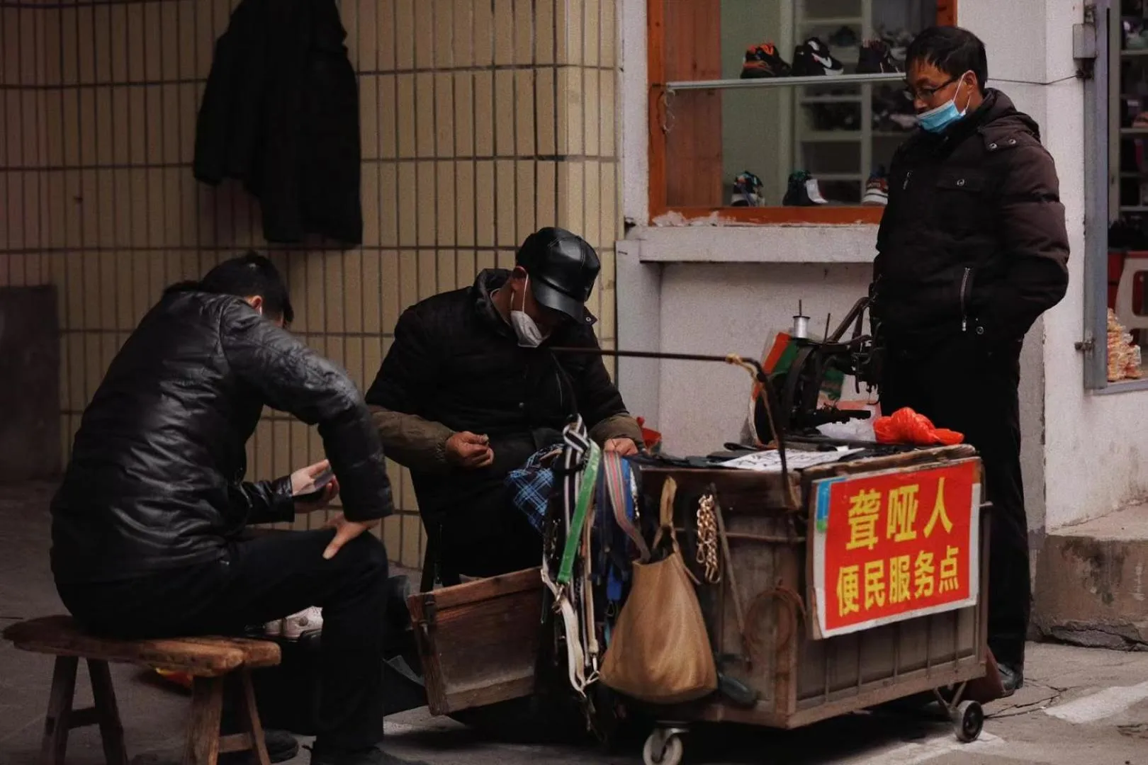 September Huizhou Inn