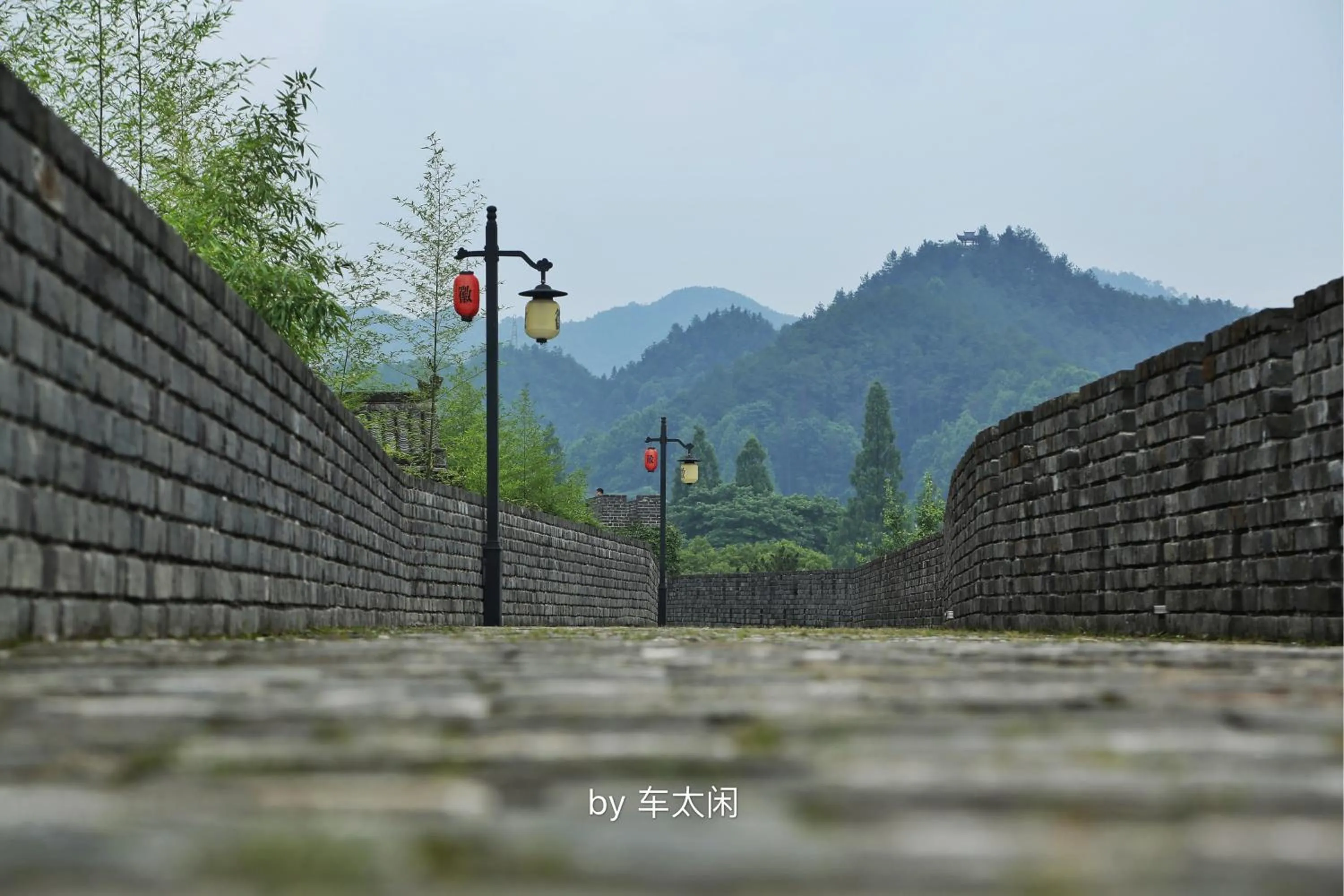 Natural landscape in September Huizhou Inn