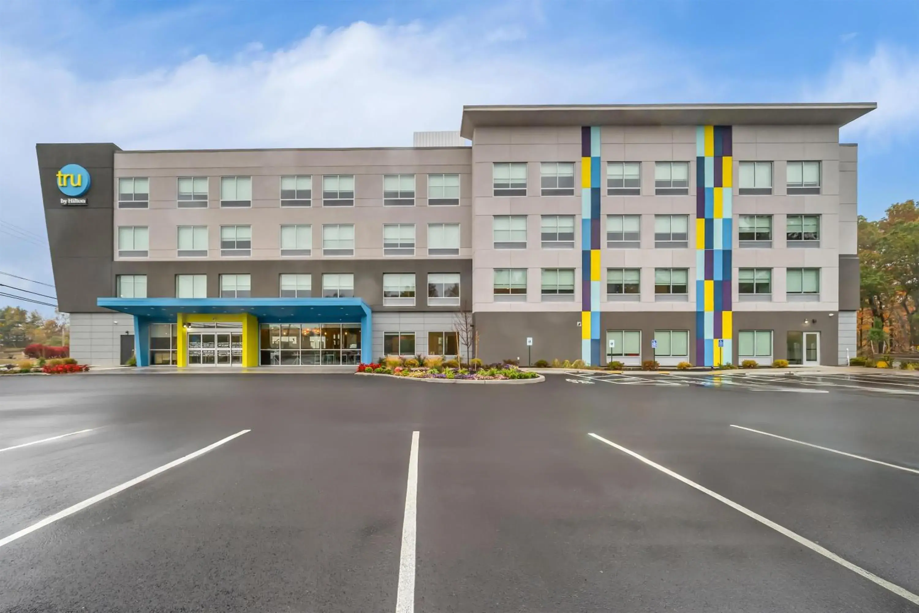 Property building in Tru By Hilton Brockton Property building in Tru By Hilton Brockton