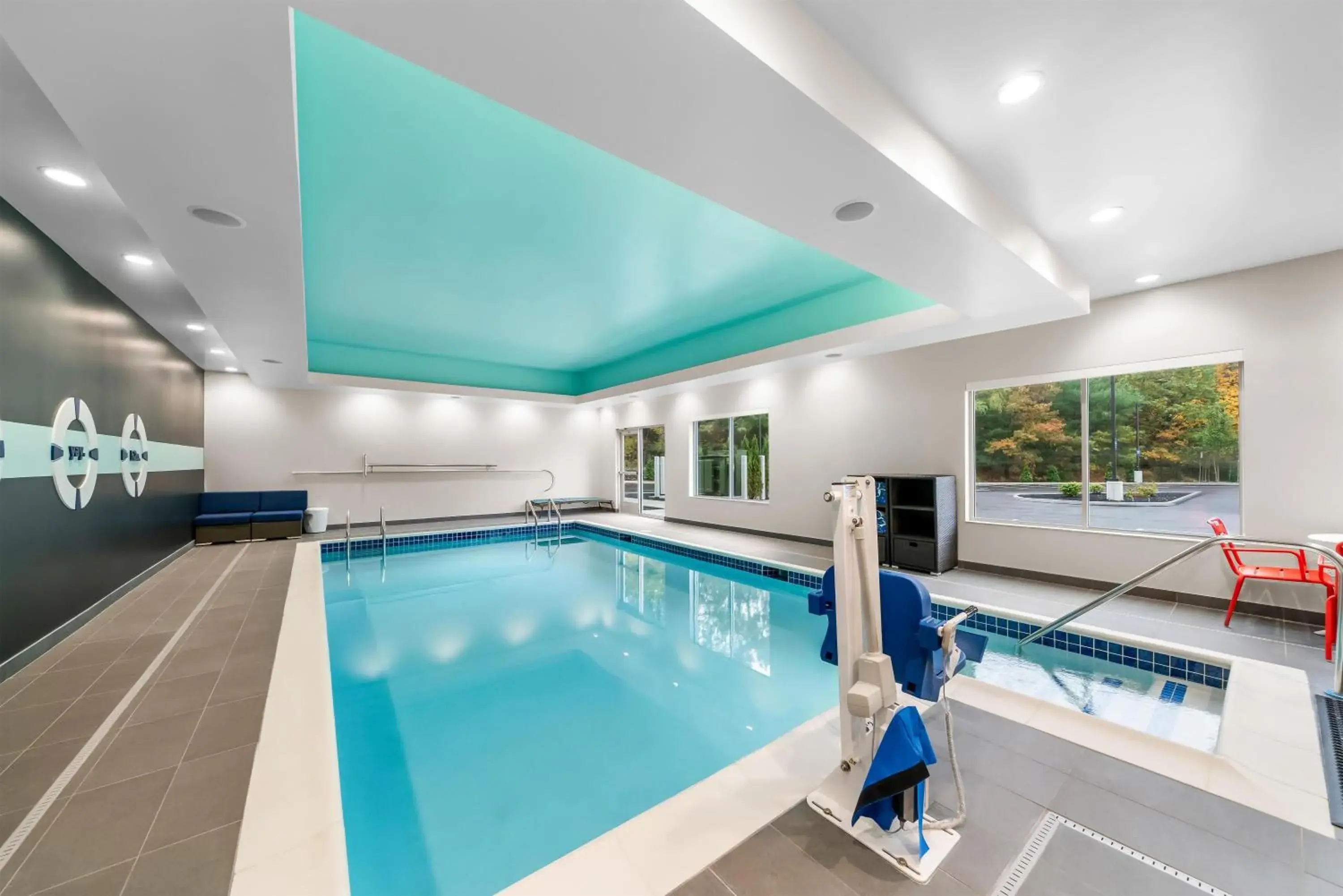 Pool view in Tru By Hilton Brockton Pool view in Tru By Hilton Brockton