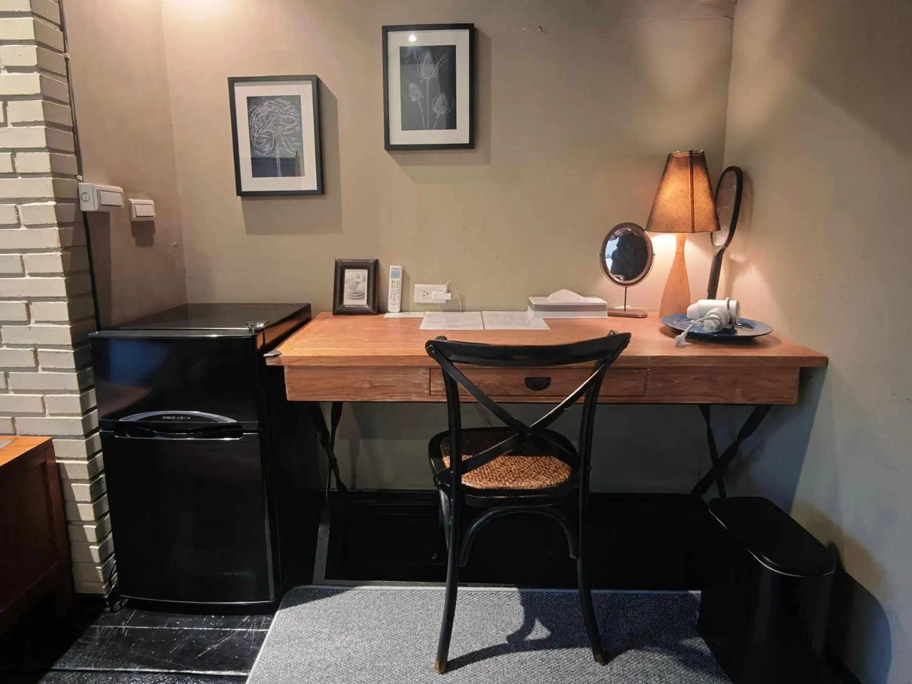 金石新月光 Gold Stone Crescent Moon Light