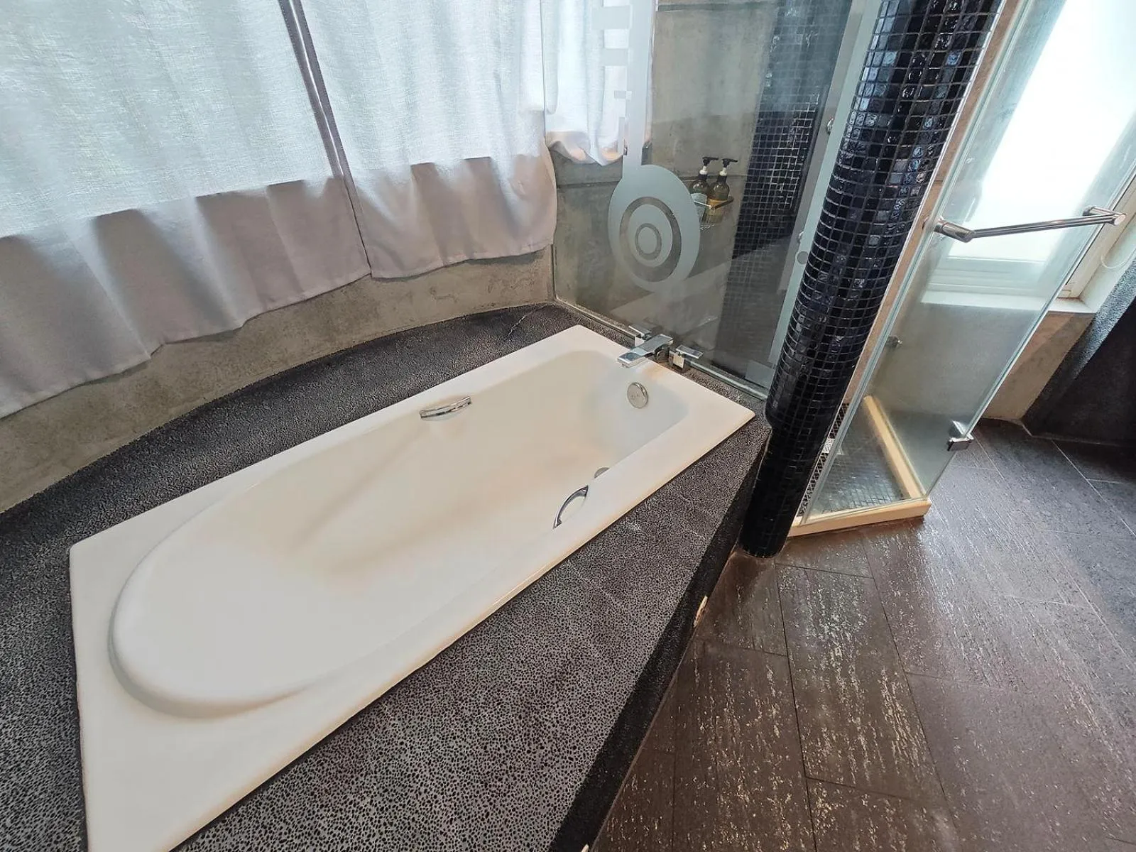 金石新月光 Gold Stone Crescent Moon Light