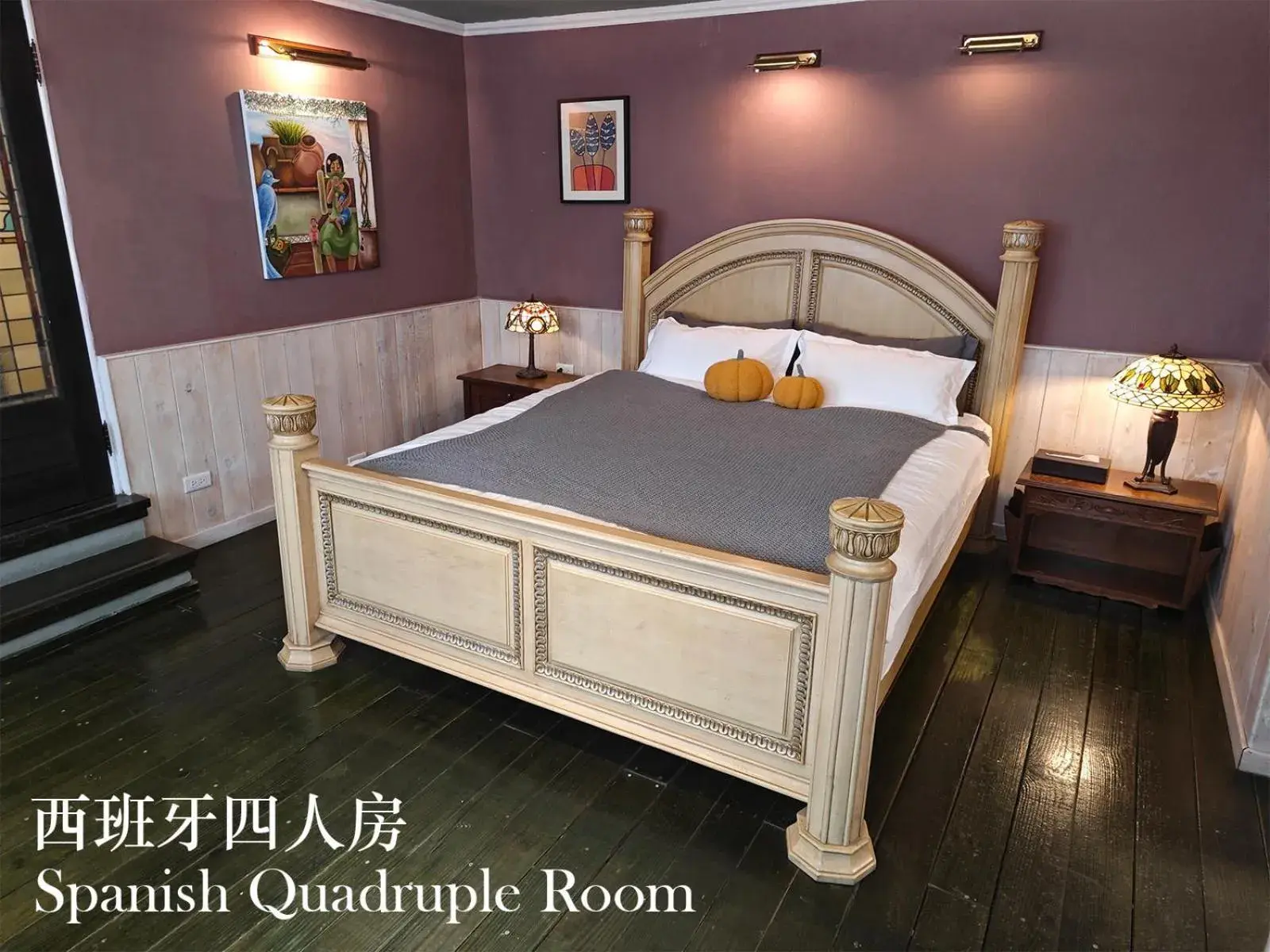 Spanish Quadruple Room in 金石新月光 Gold Stone Crescent Moon Light Spanish Quadruple Room in 金石新月光 Gold Stone Crescent Moon Light