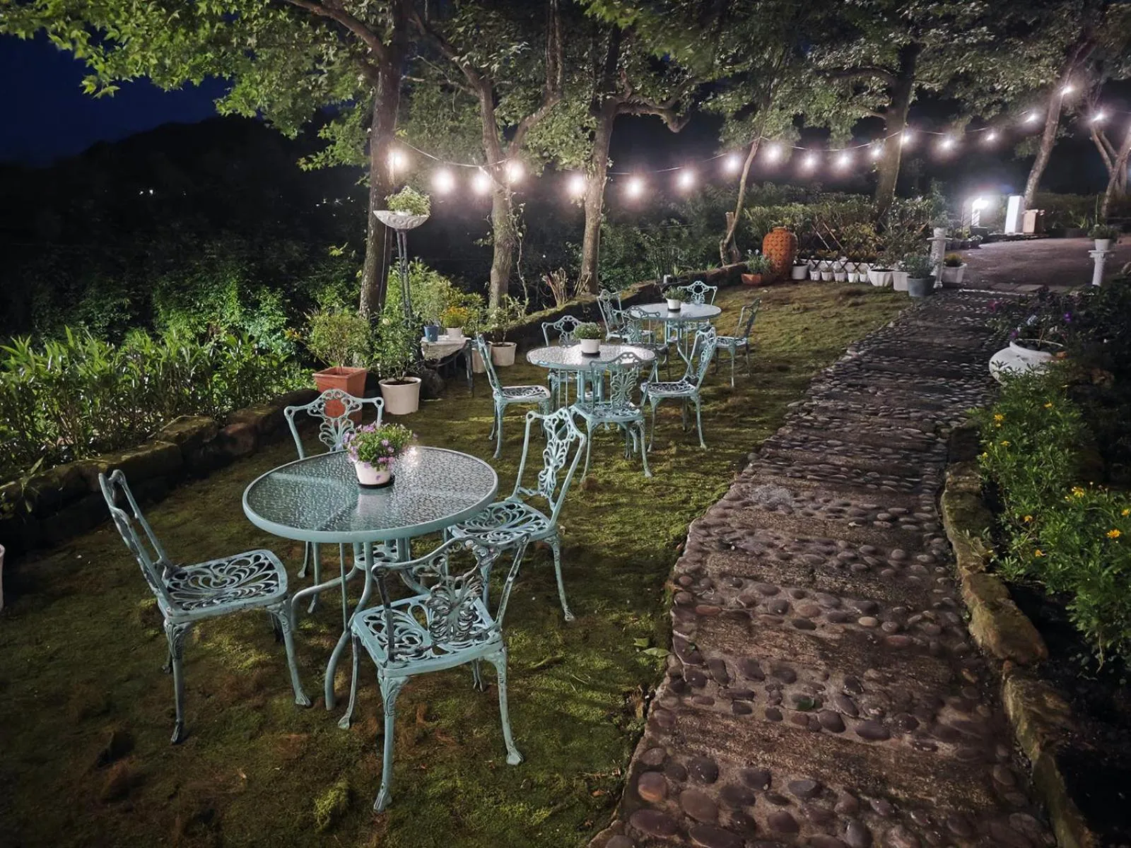 Property building in 金石新月光 Gold Stone Crescent Moon Light