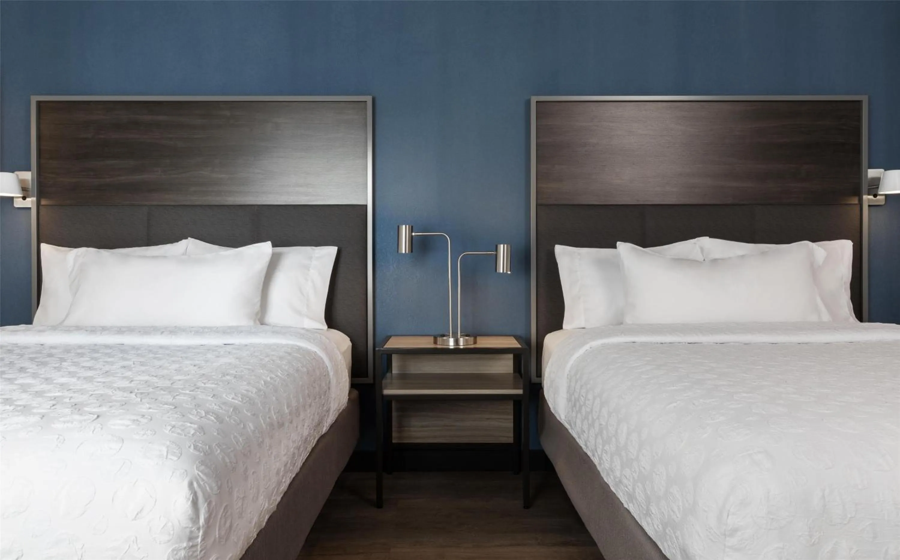 Bed in Tru By Hilton Montréal centre-ville