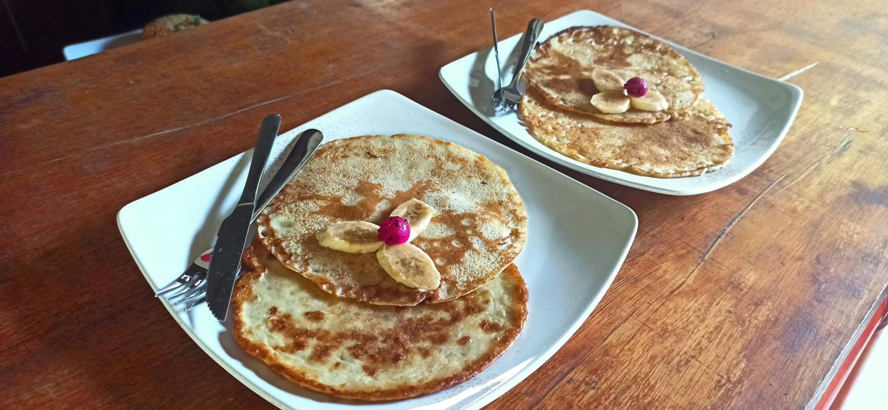 Breakfast in Mama Bella's Retreat