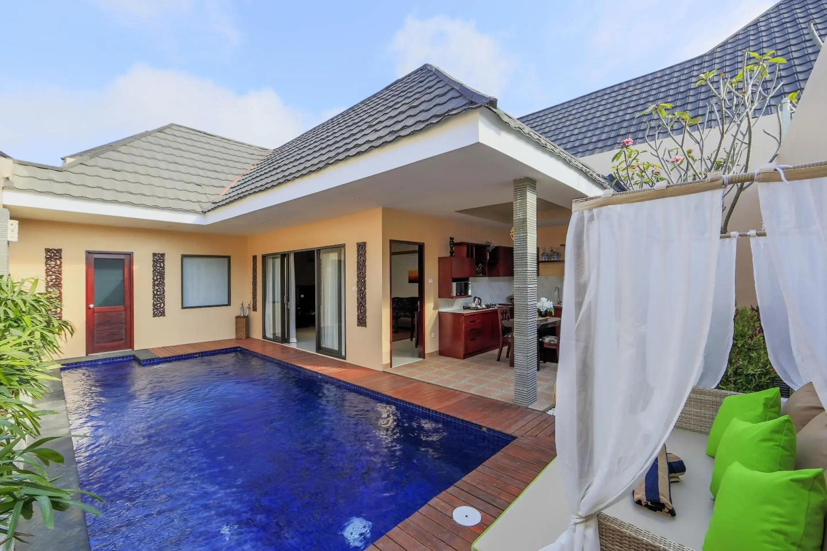Property building in Flamingo Dewata Pool Villa Uluwatu Property building in Flamingo Dewata Pool Villa Uluwatu