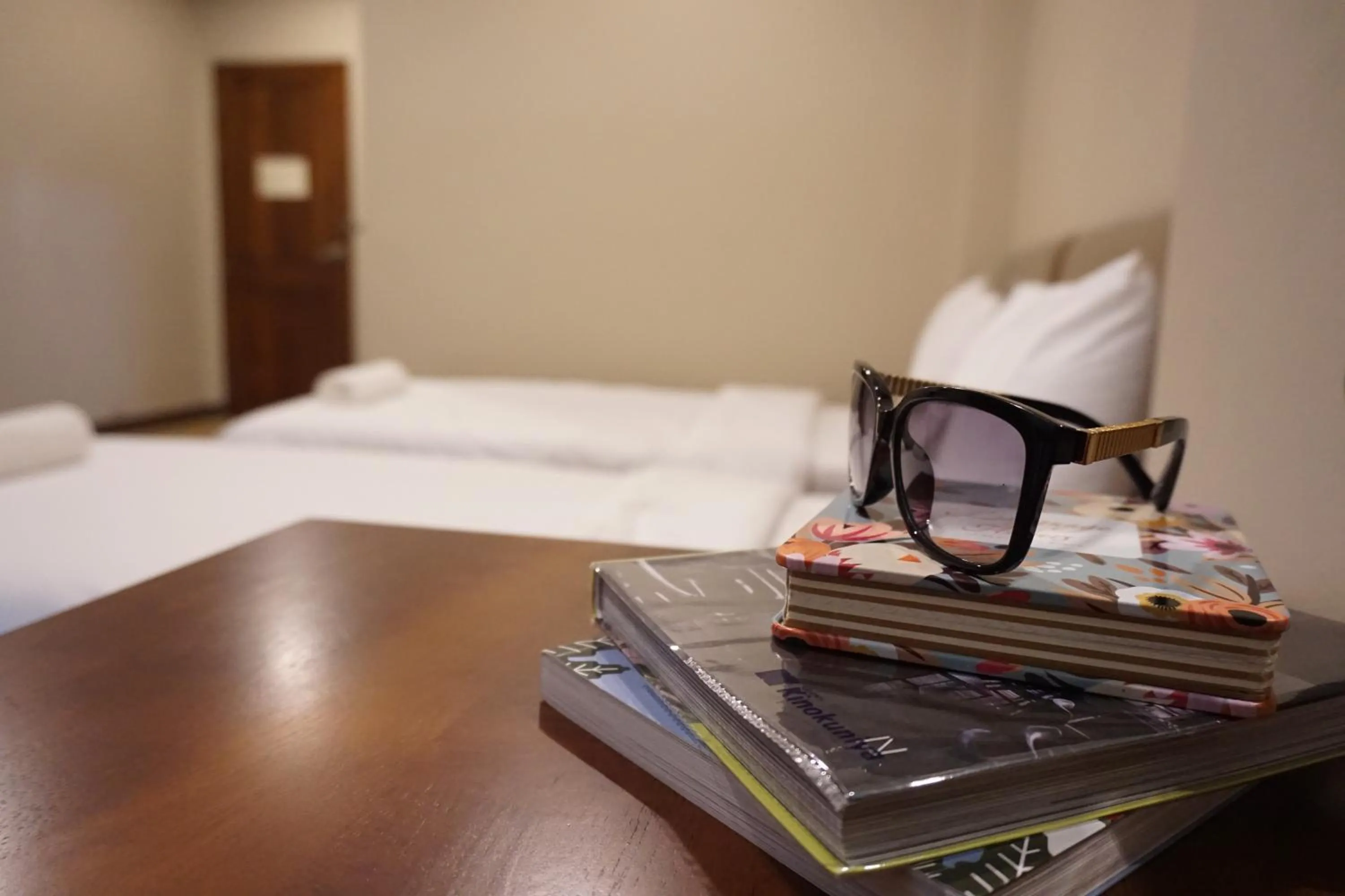 Bedroom, Bed in Chompu Nakarin Apartment