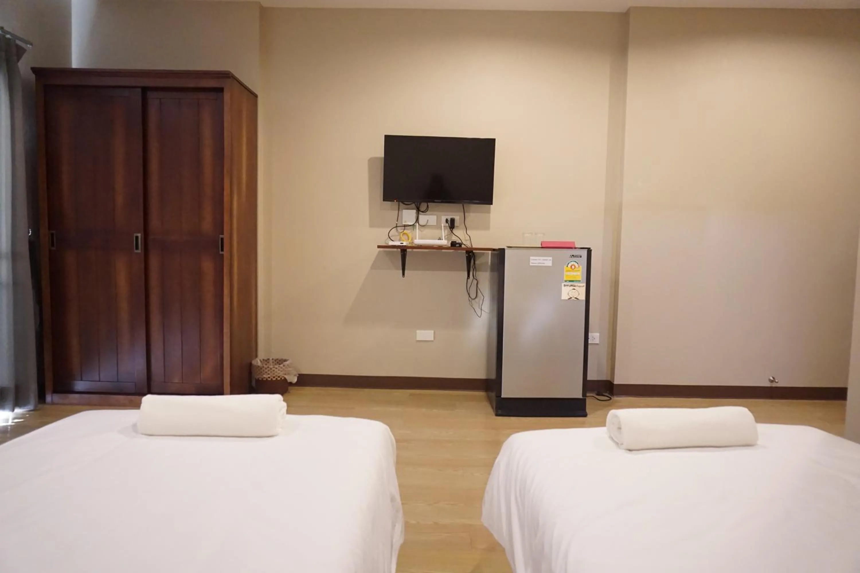 TV and multimedia, Bed in Chompu Nakarin Apartment