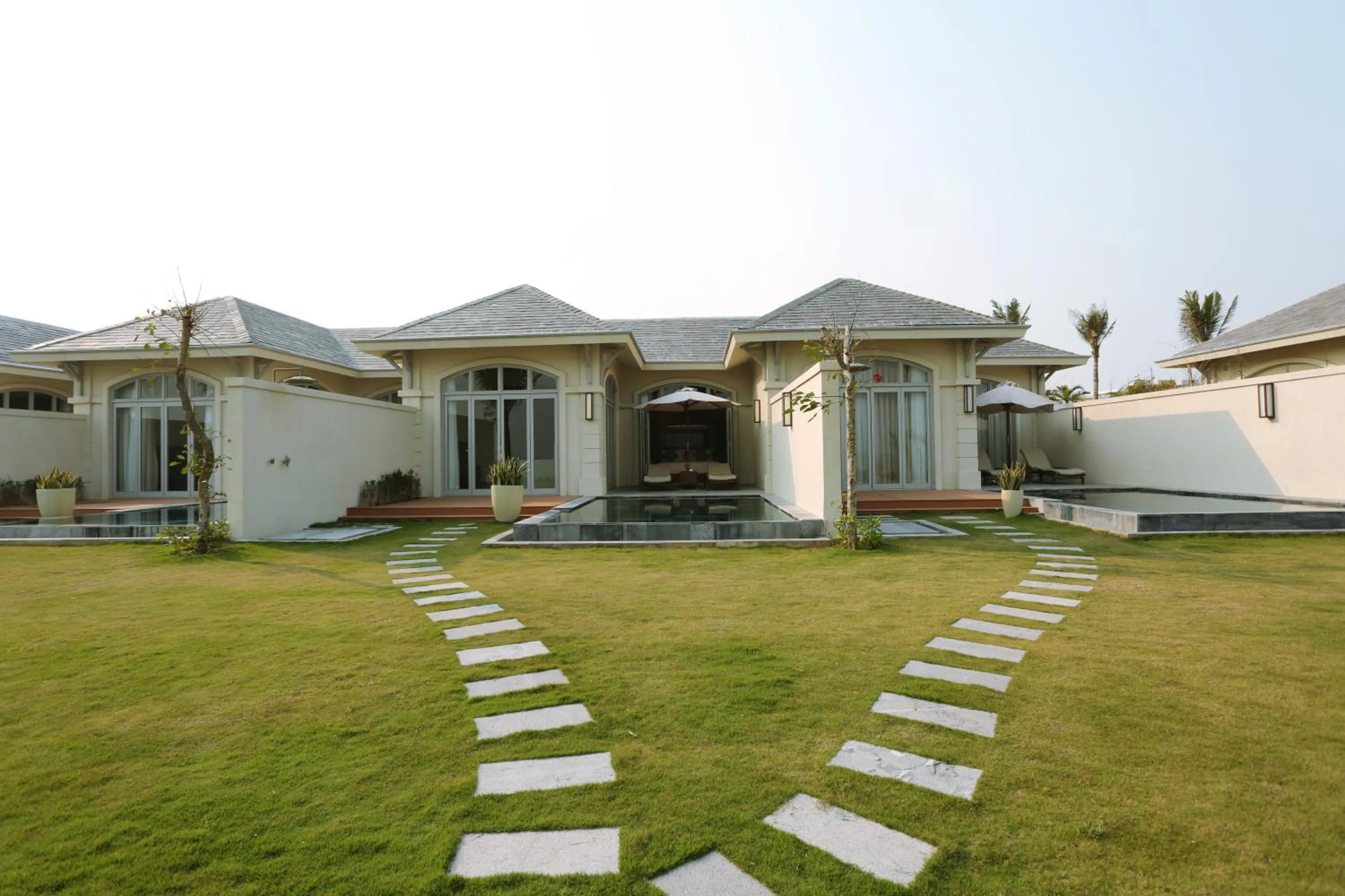 Facade/entrance in FLC Luxury Resort Samson