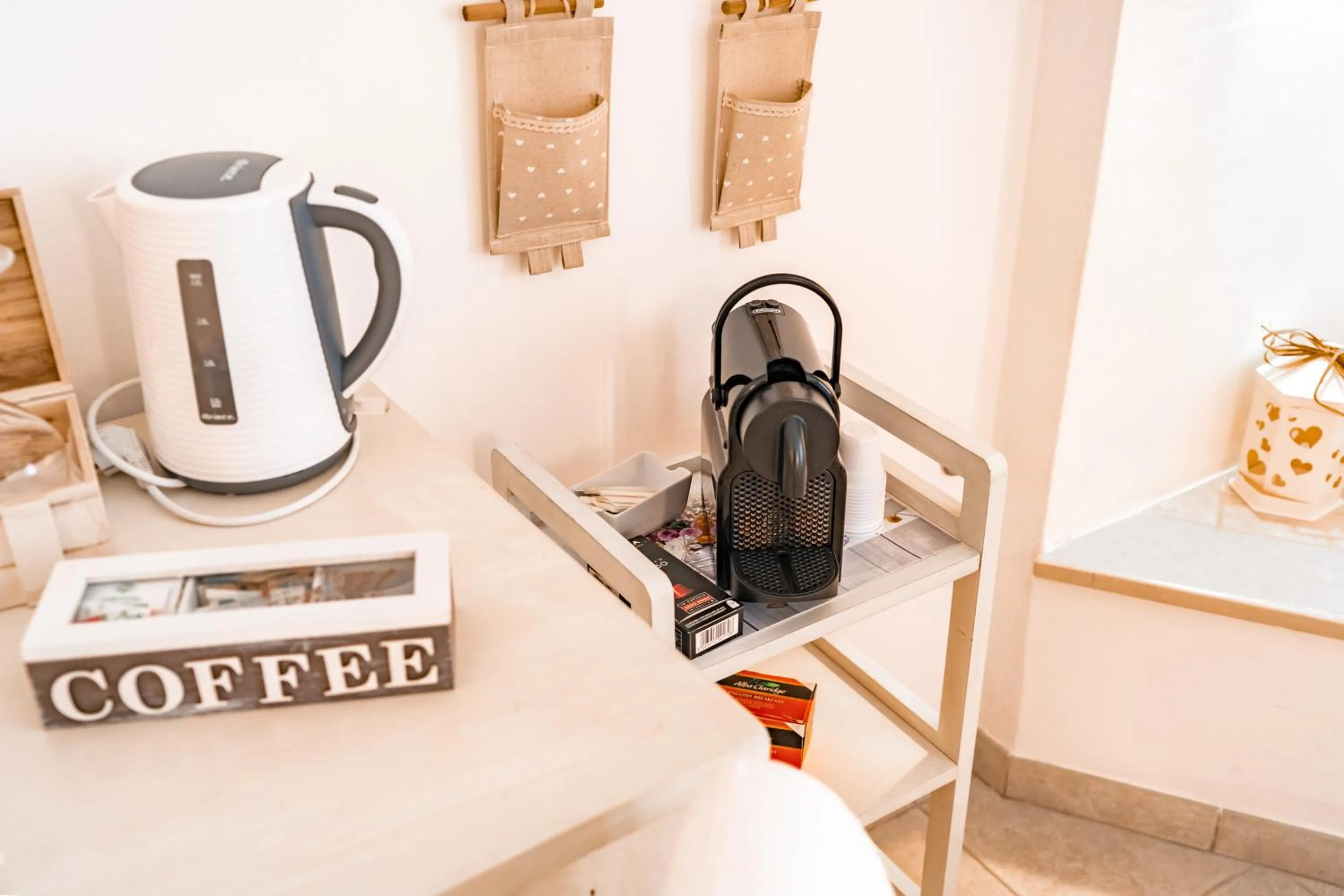 Restaurant/places to eat in Karen House B&B