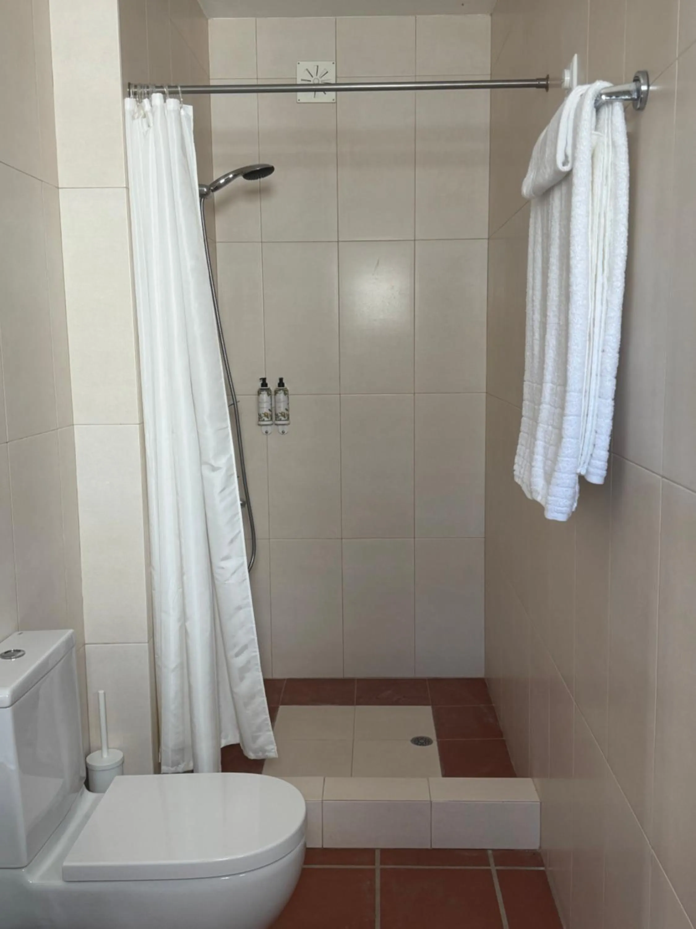 Shower in Horta da Moura by WOT Signature