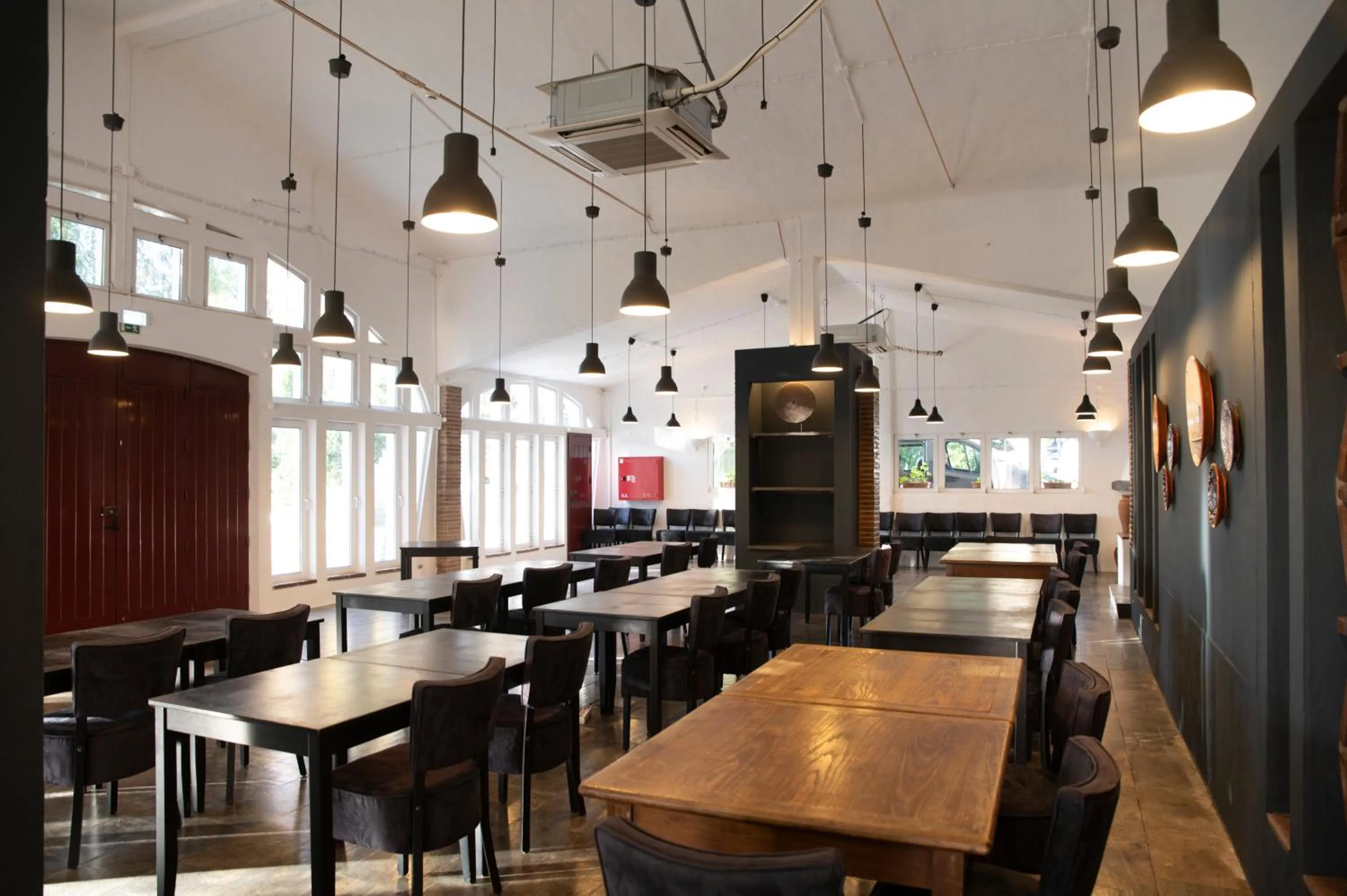 Banquet/Function facilities in Horta da Moura by WOT Signature