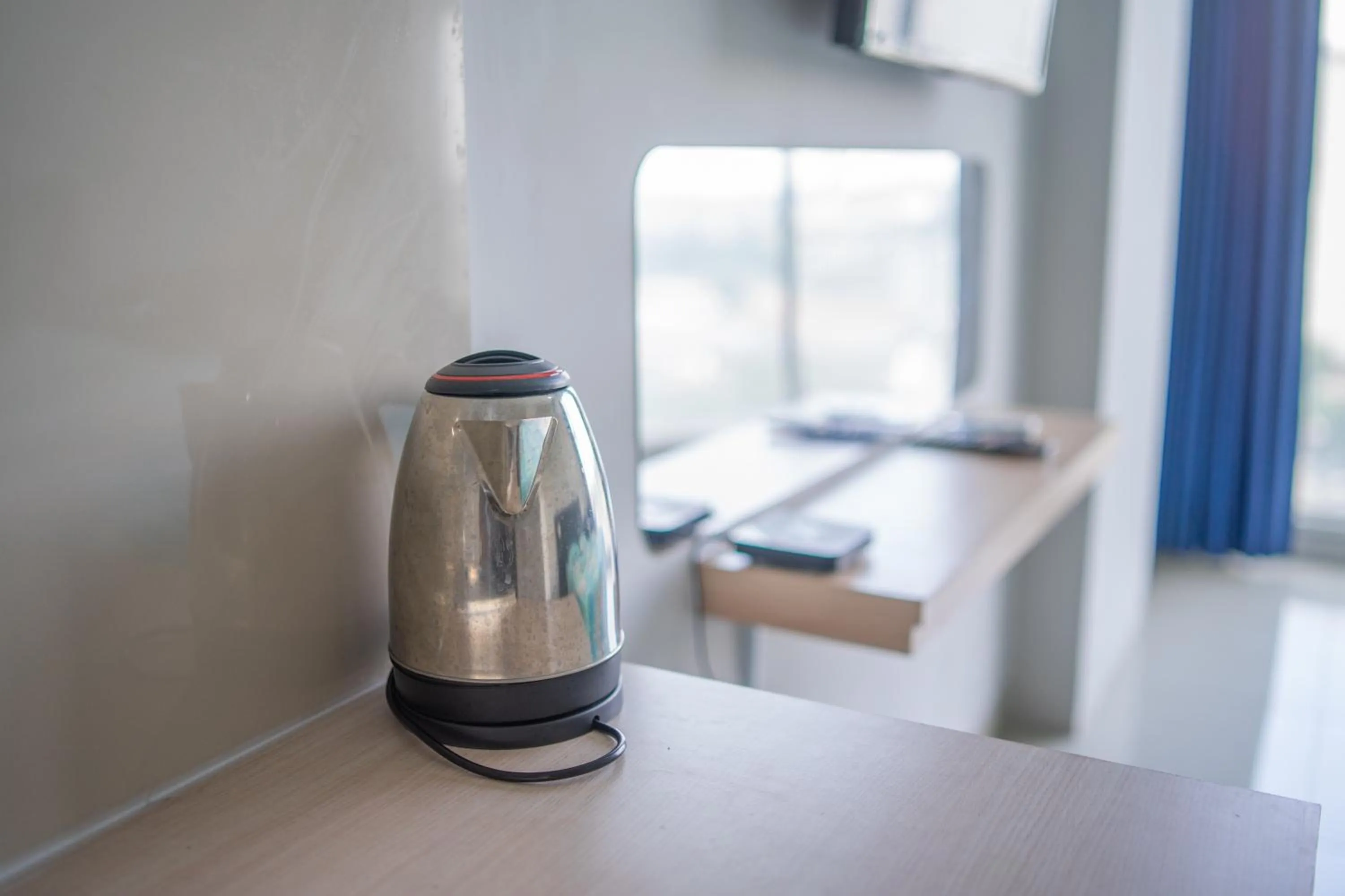 Coffee/tea facilities in ROKET ROOM Majestic By Reccoma