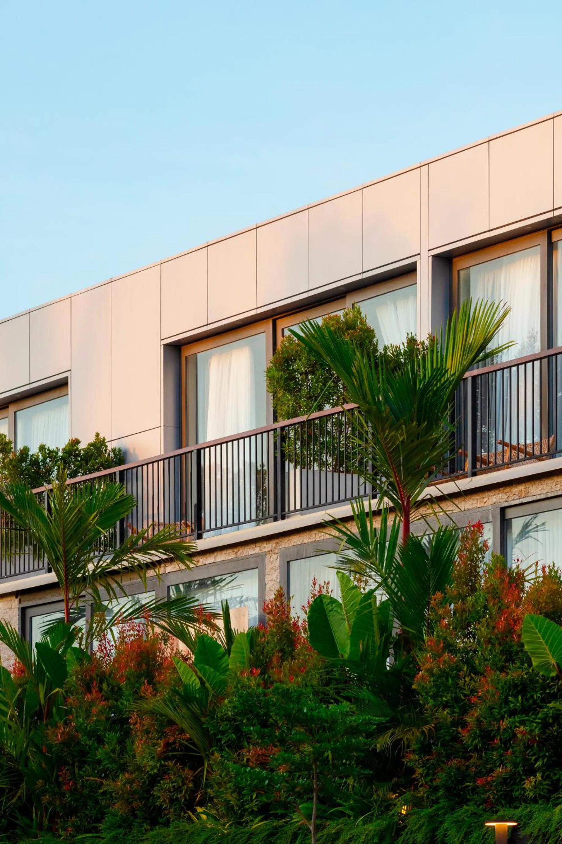 Hidden City Ubud - Modern Comfort and Relaxed Living near Central Ubud and Rice Fields