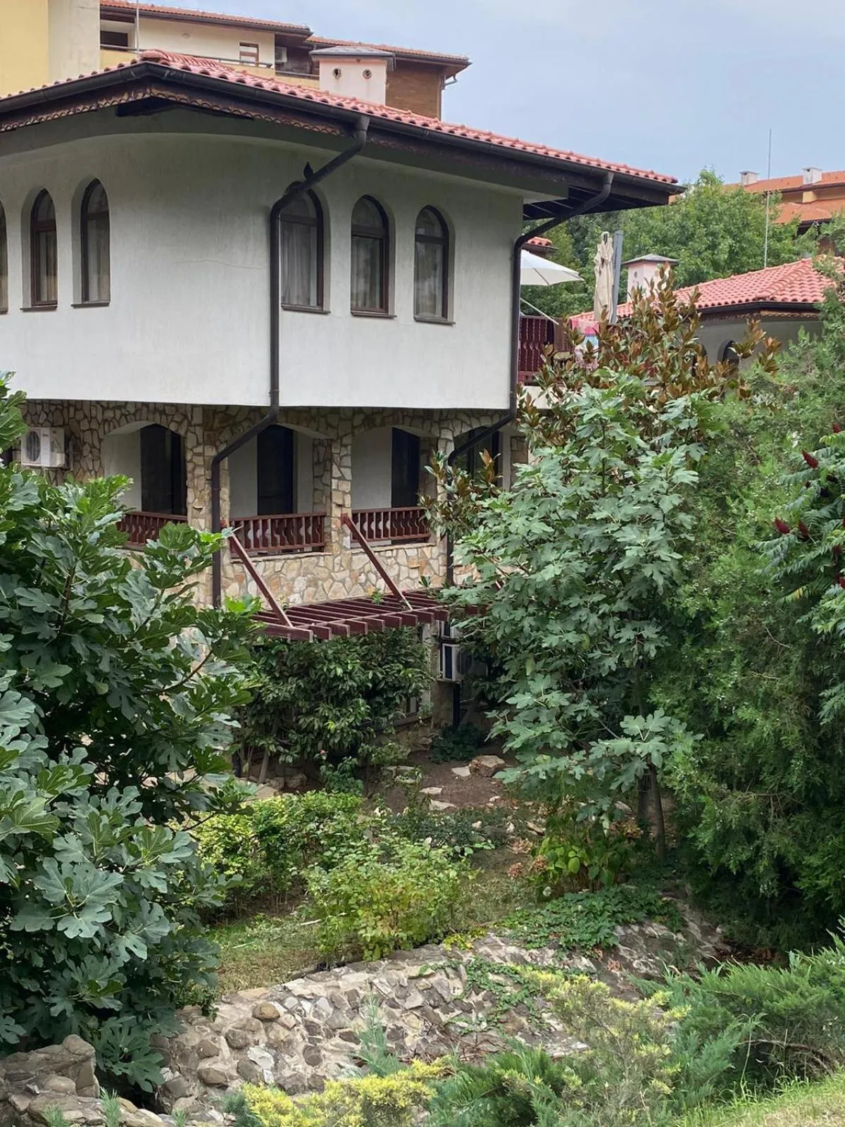 Etara 2 Apartment