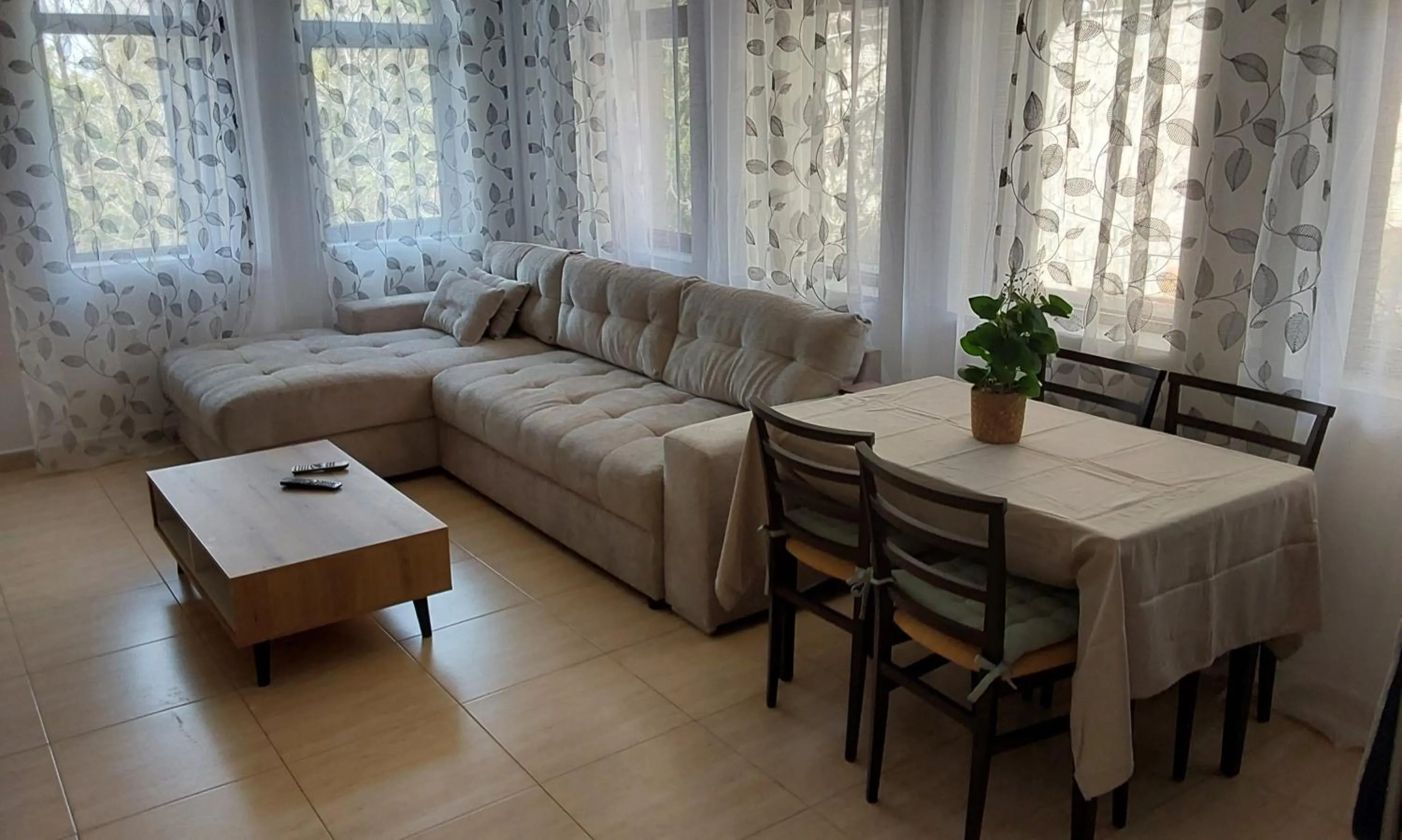 Bed in Etara 2 Apartment