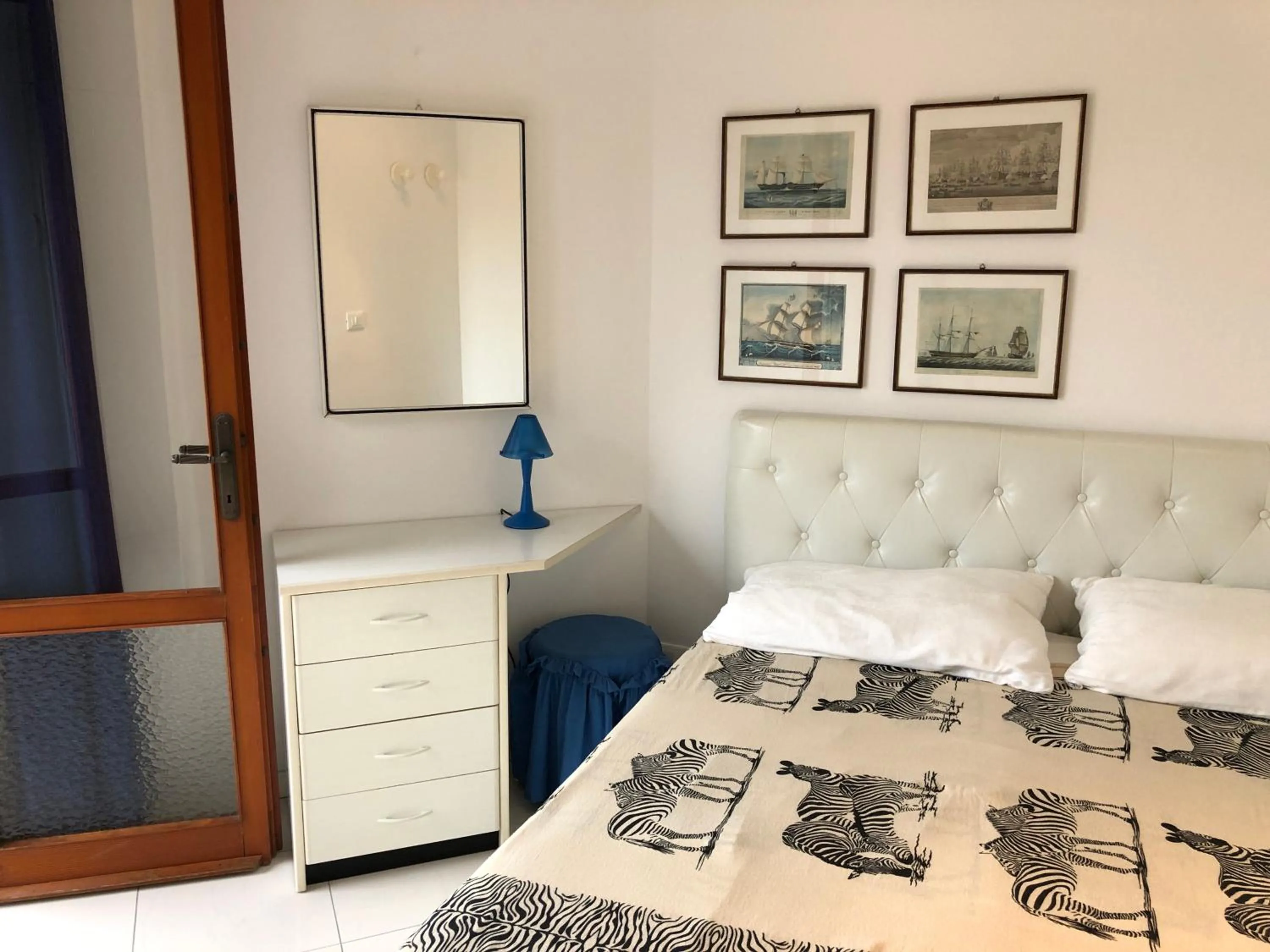 Bed in RESIDENCE GALLO - WALTERIGATO Apartments PER SOLO FAMIGLIE