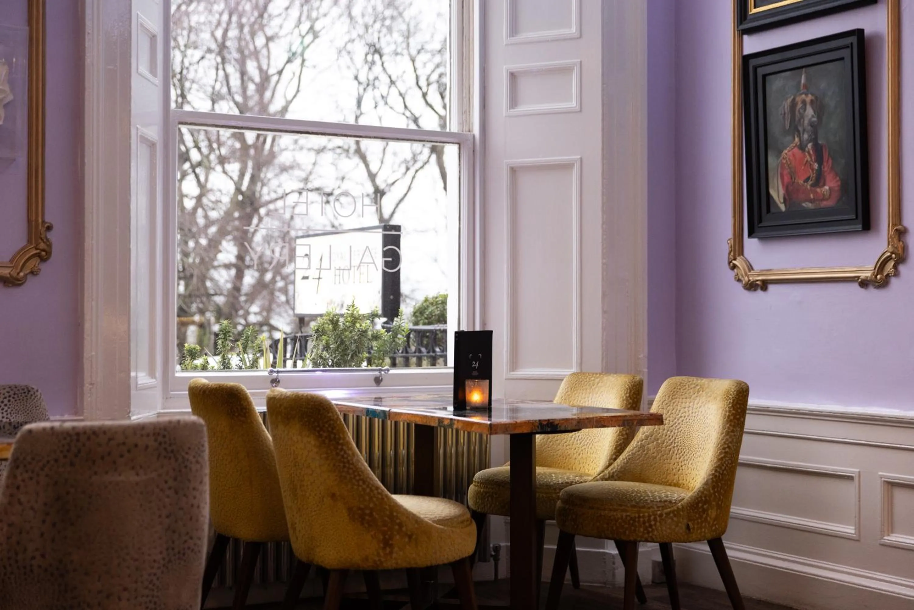 Lounge or bar in 24 Royal Terrace