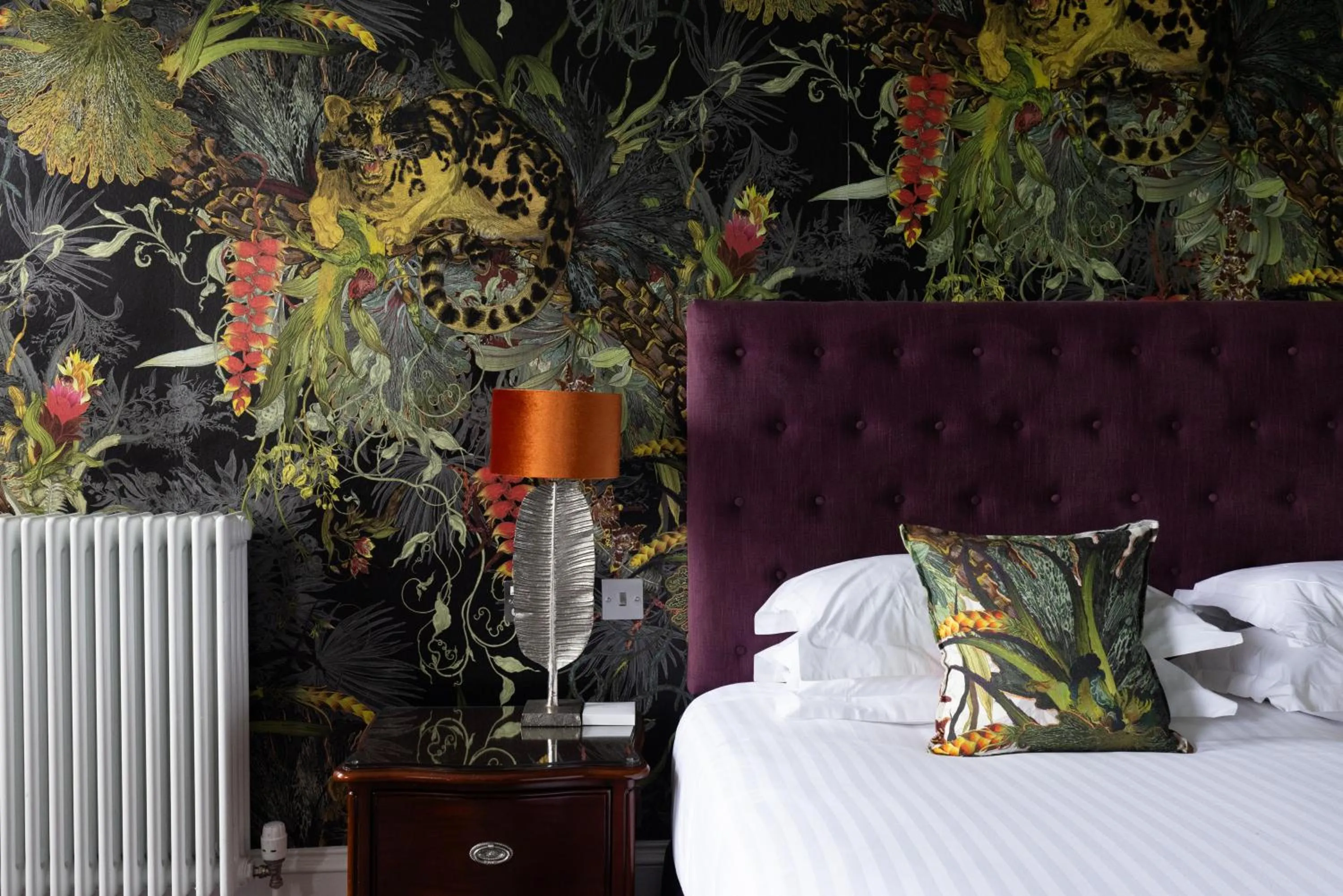 Decorative detail, Bed in 24 Royal Terrace