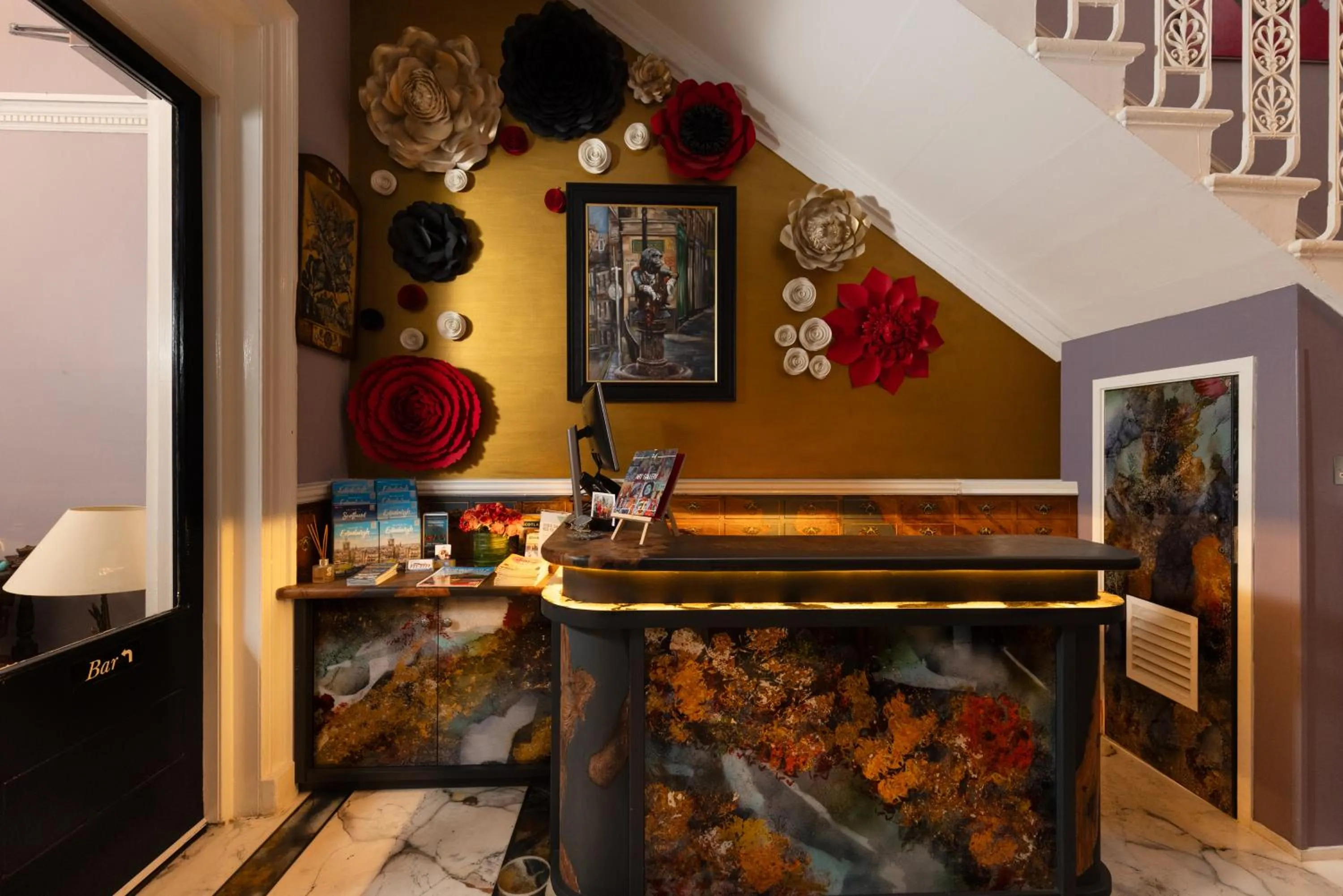 Property building in 24 Royal Terrace