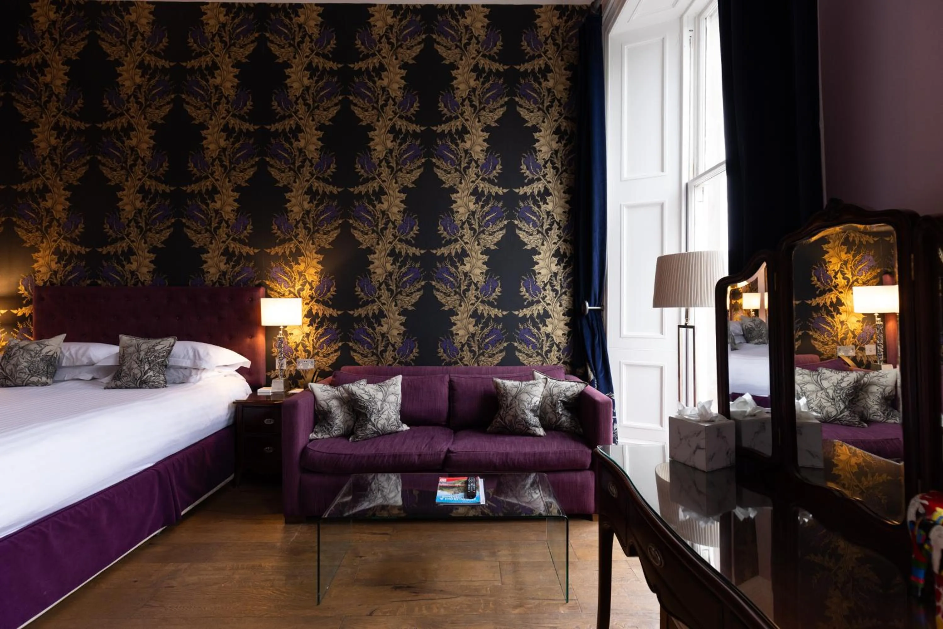 Bedroom, Bed in 24 Royal Terrace