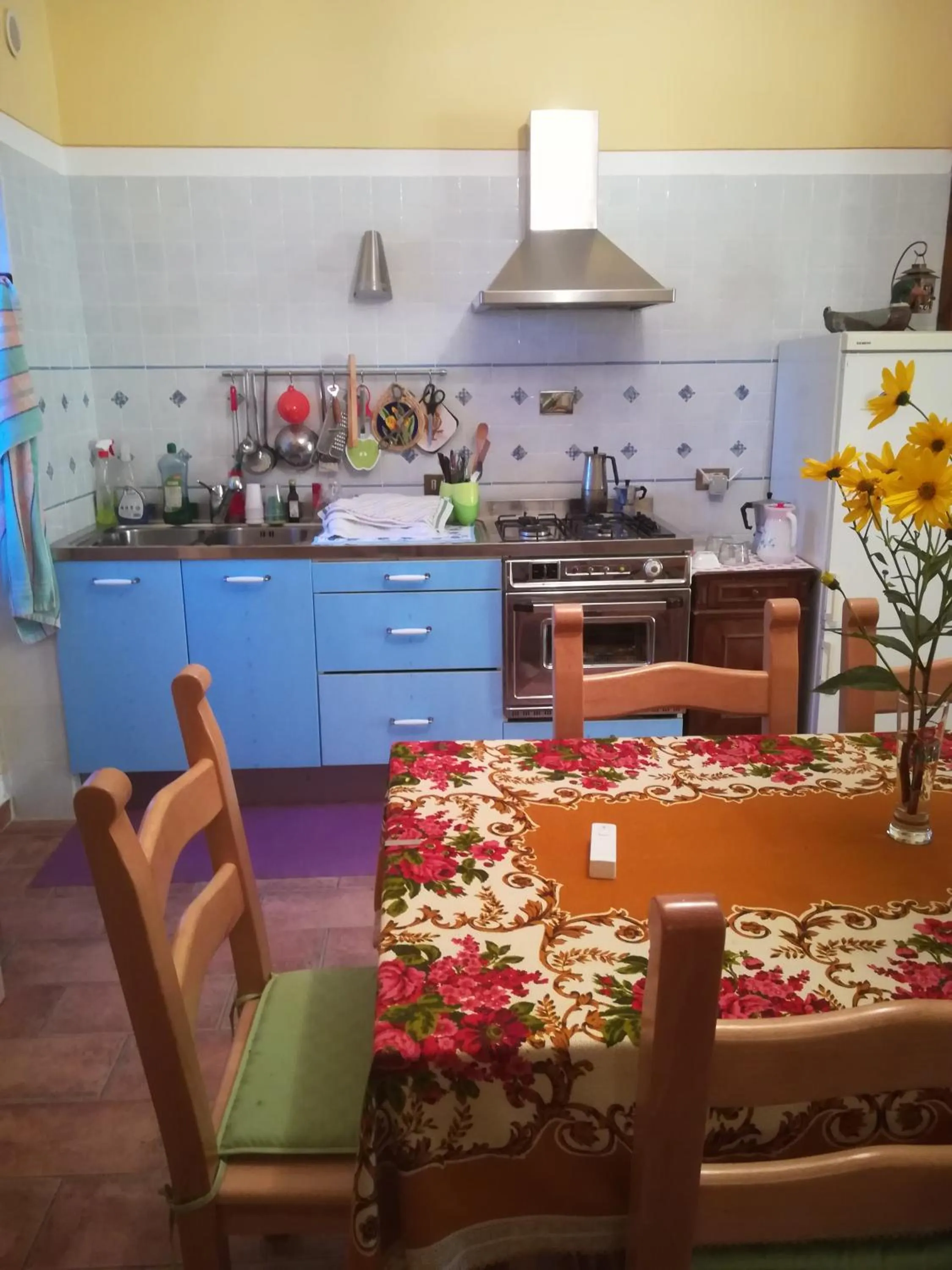 Communal kitchen in B&b San Nicola