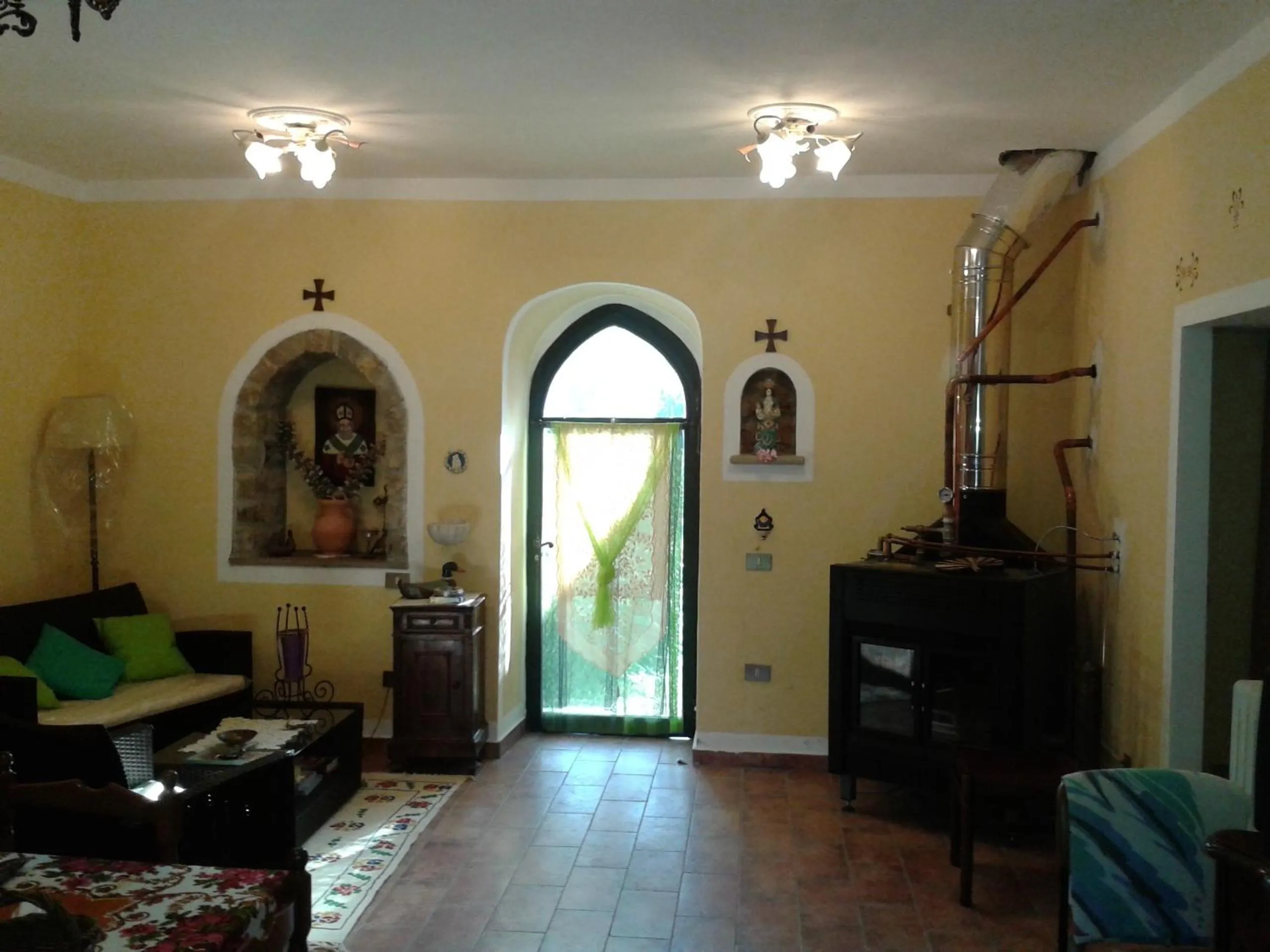 Communal lounge/ TV room in B&b San Nicola